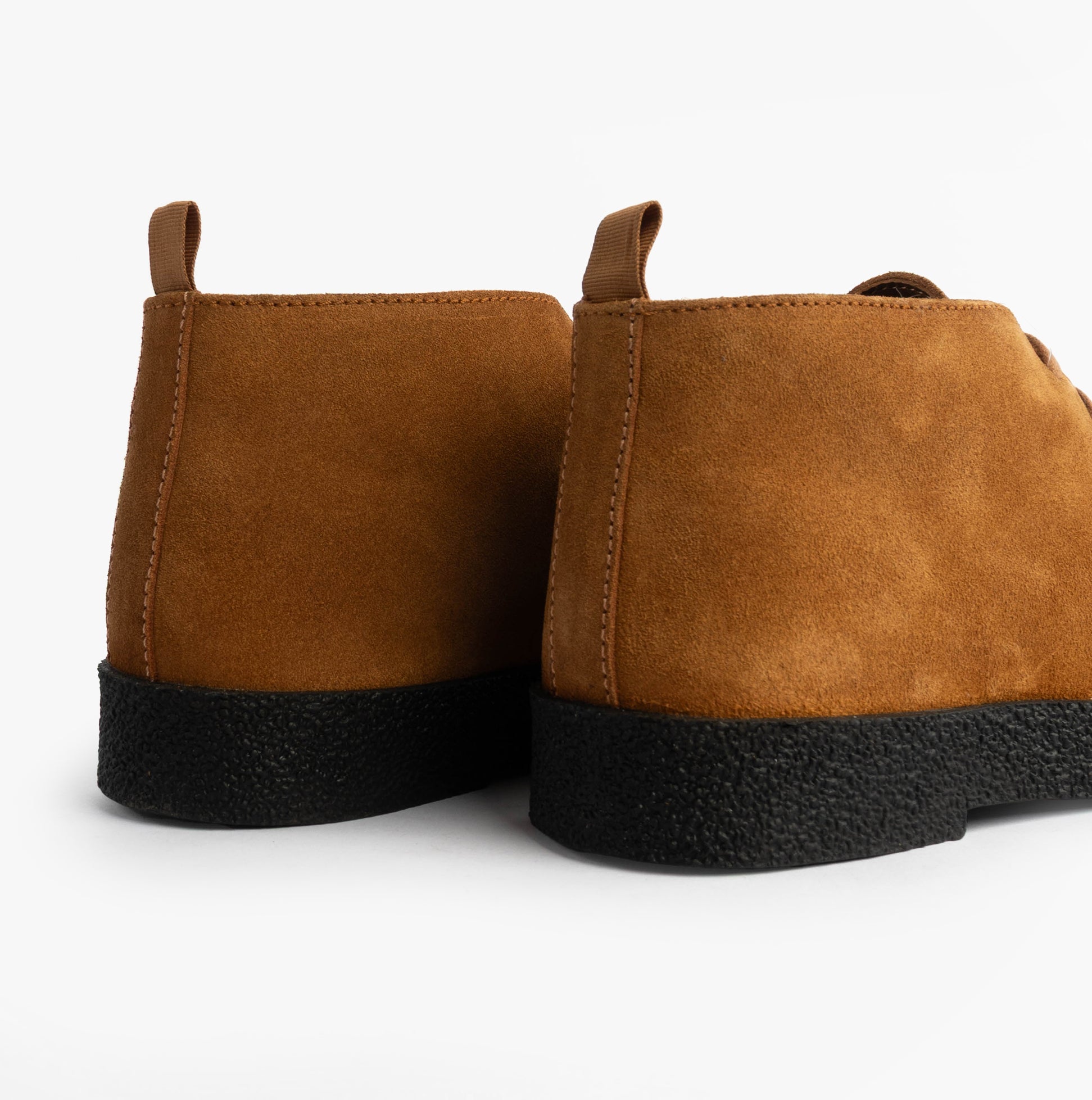 Roamers REVOLVER Mens Boots Tan rear view showing suede leather upper and black sole.