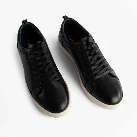 Roamers M799A Mens Trainers Black top view showing lace-up design and round toe shape.