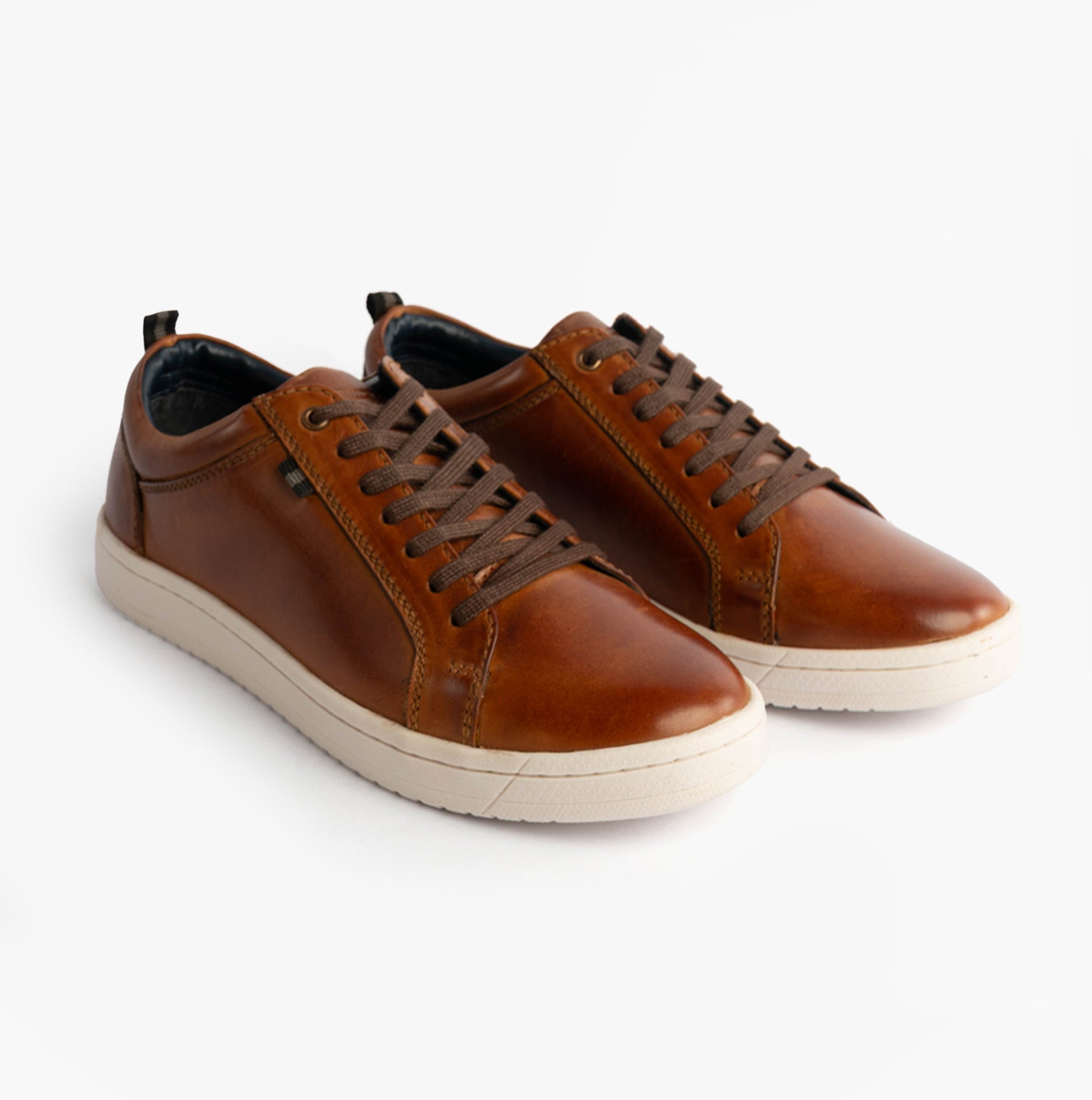 Roamers M799BT Mens Trainers Tan side view showing lace-up closure and round toe design.
