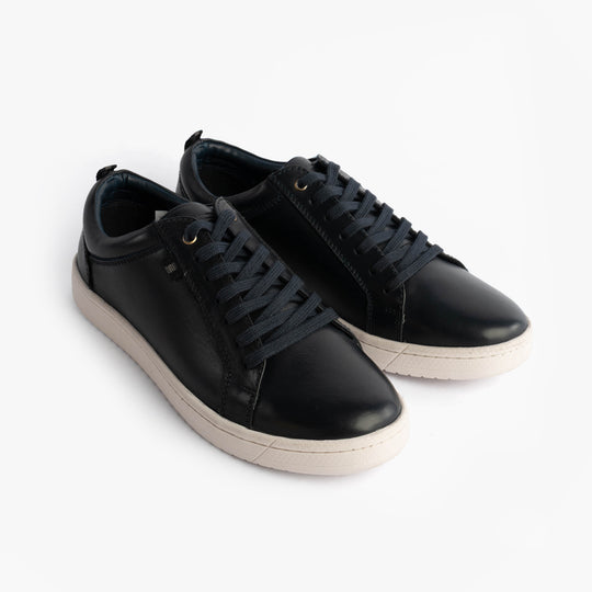 Roamers M799C Mens Trainers Navy front view showing casual leather trainers with lace-up fastening.