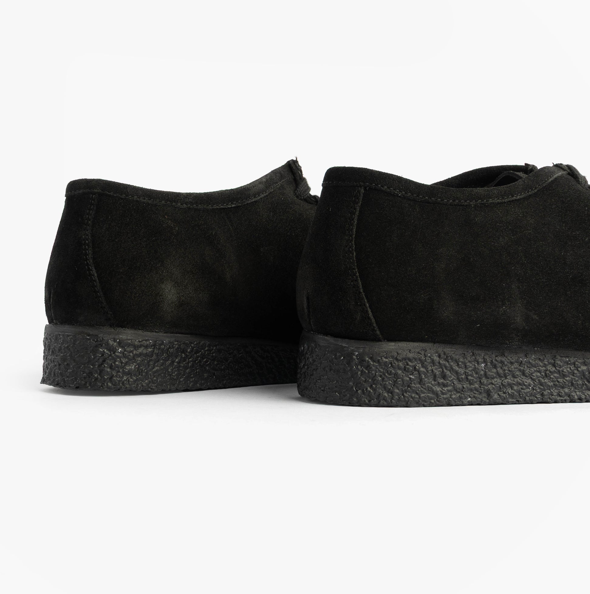Roamers M954AS Mens Shoes Black rear view showing suede upper and TPR sole.