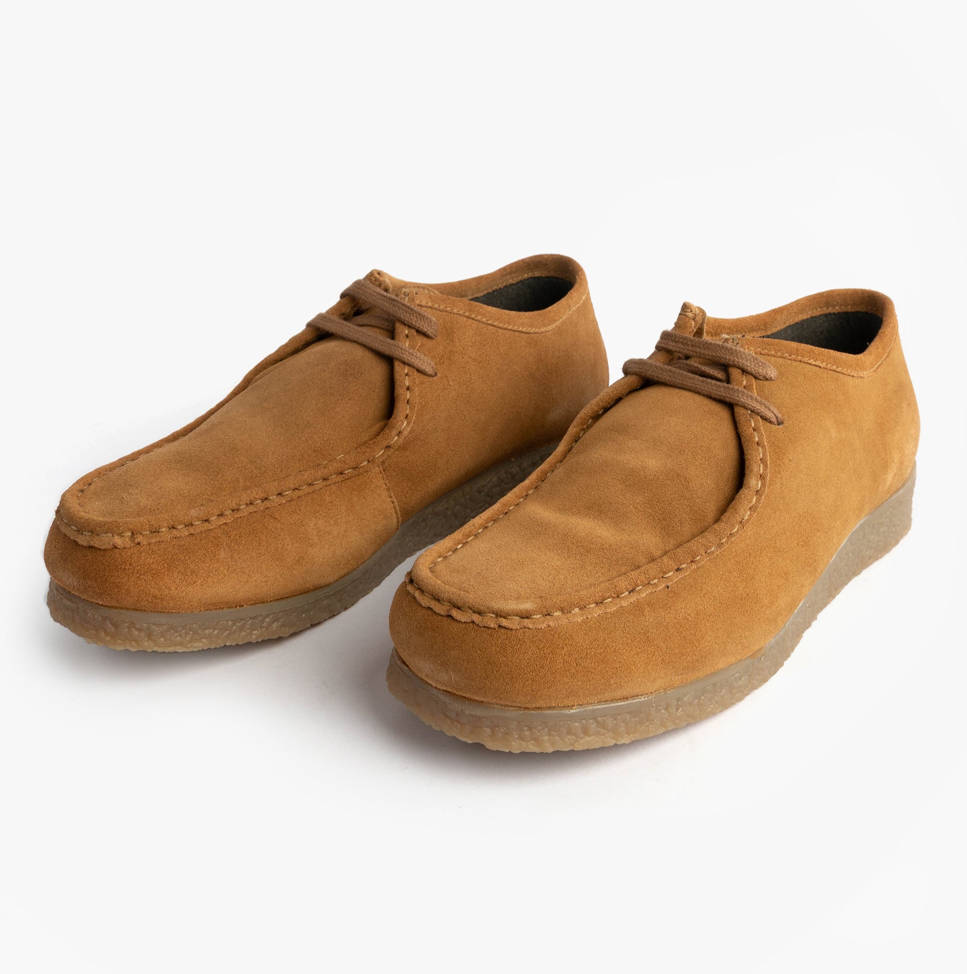 Roamers M954TS Mens Shoes Camel side view showing suede upper and lace-up design with flat sole.