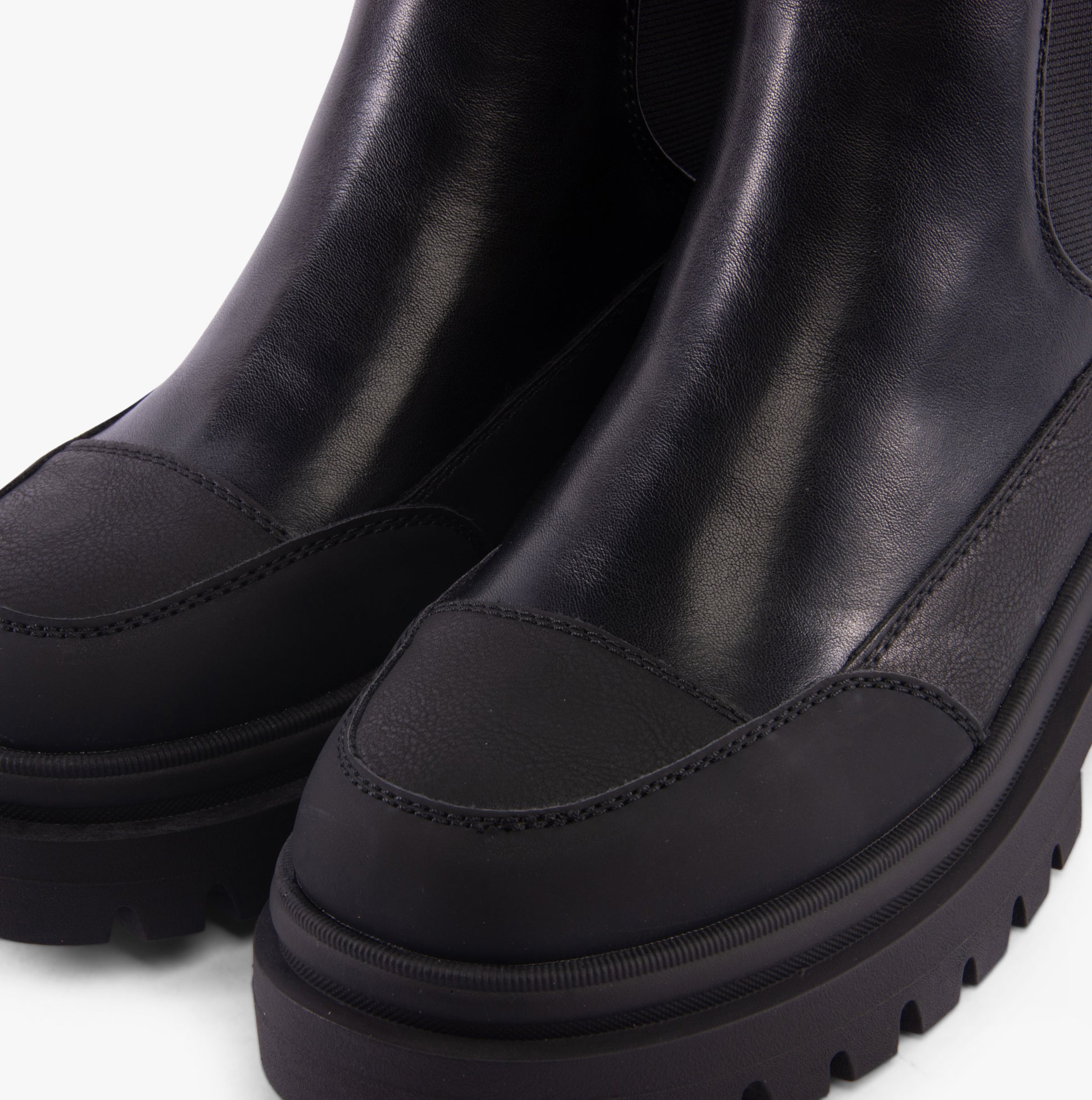 Rocket Dog DELTA Womens Boots Black/Black close-up view showing faux leather upper and round toe design.