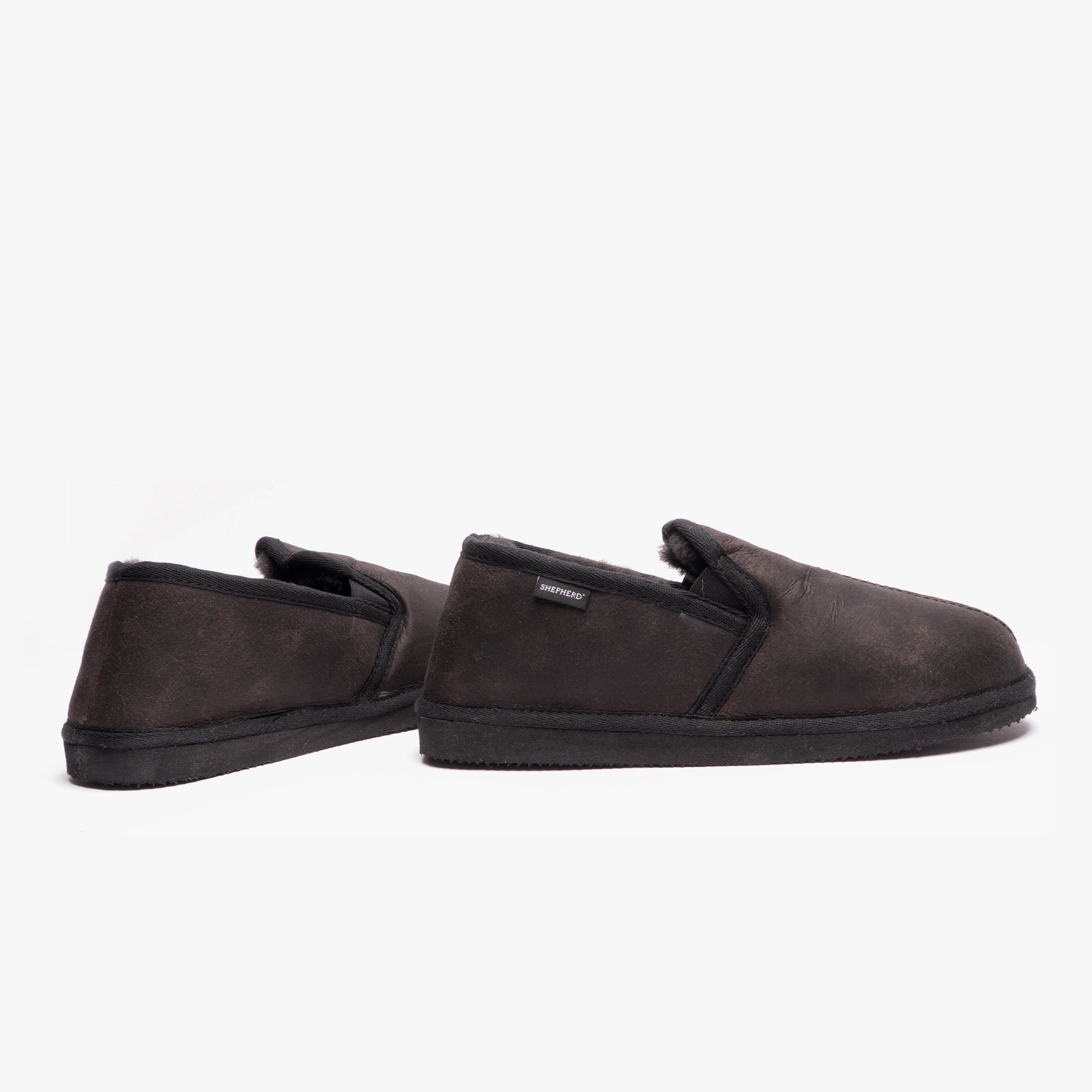 Shepherd BOSSE Mens Full Slippers Matt Black