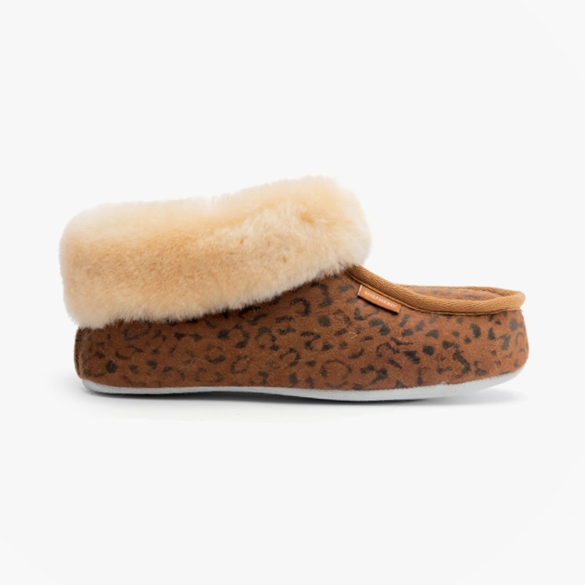 Shepherd MOA Womens Sheepskin Slipper Boots Chestnut/Leopard
