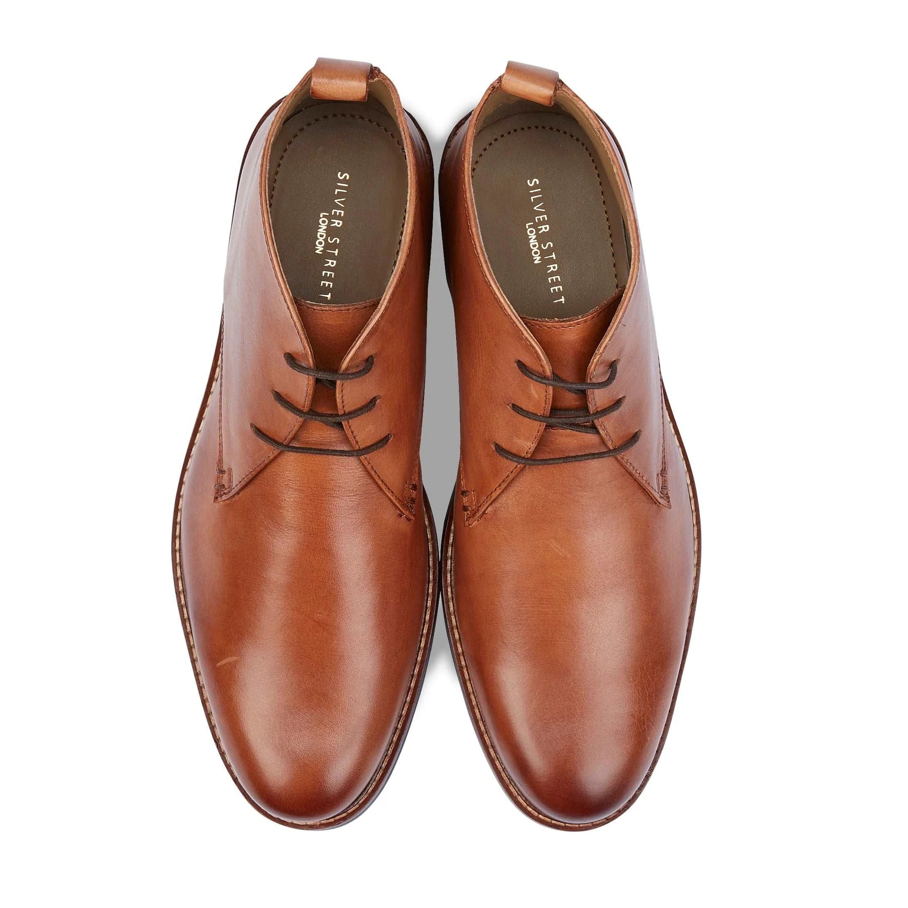 Silver Street London LUDGATE Mens Boots Tan top view showing tan leather chukka boots with lace-up detailing.