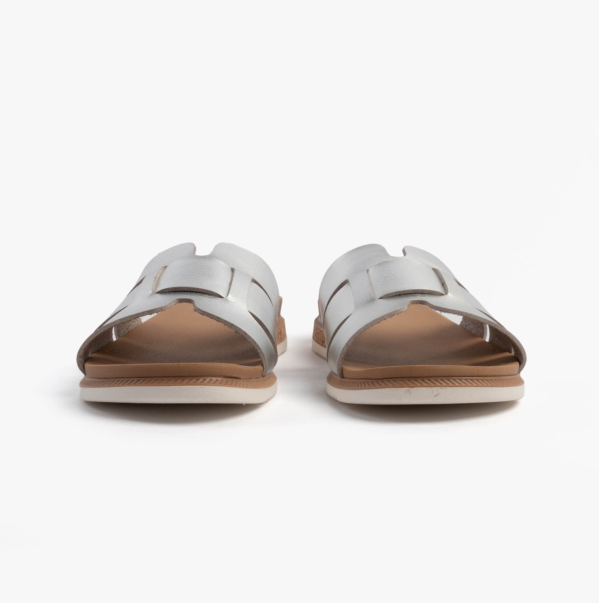 Skechers 114707/SIL BOBS DESERT KISS LOW - PEAK LOOK Womens Sandals Silver front view showing stylish design.