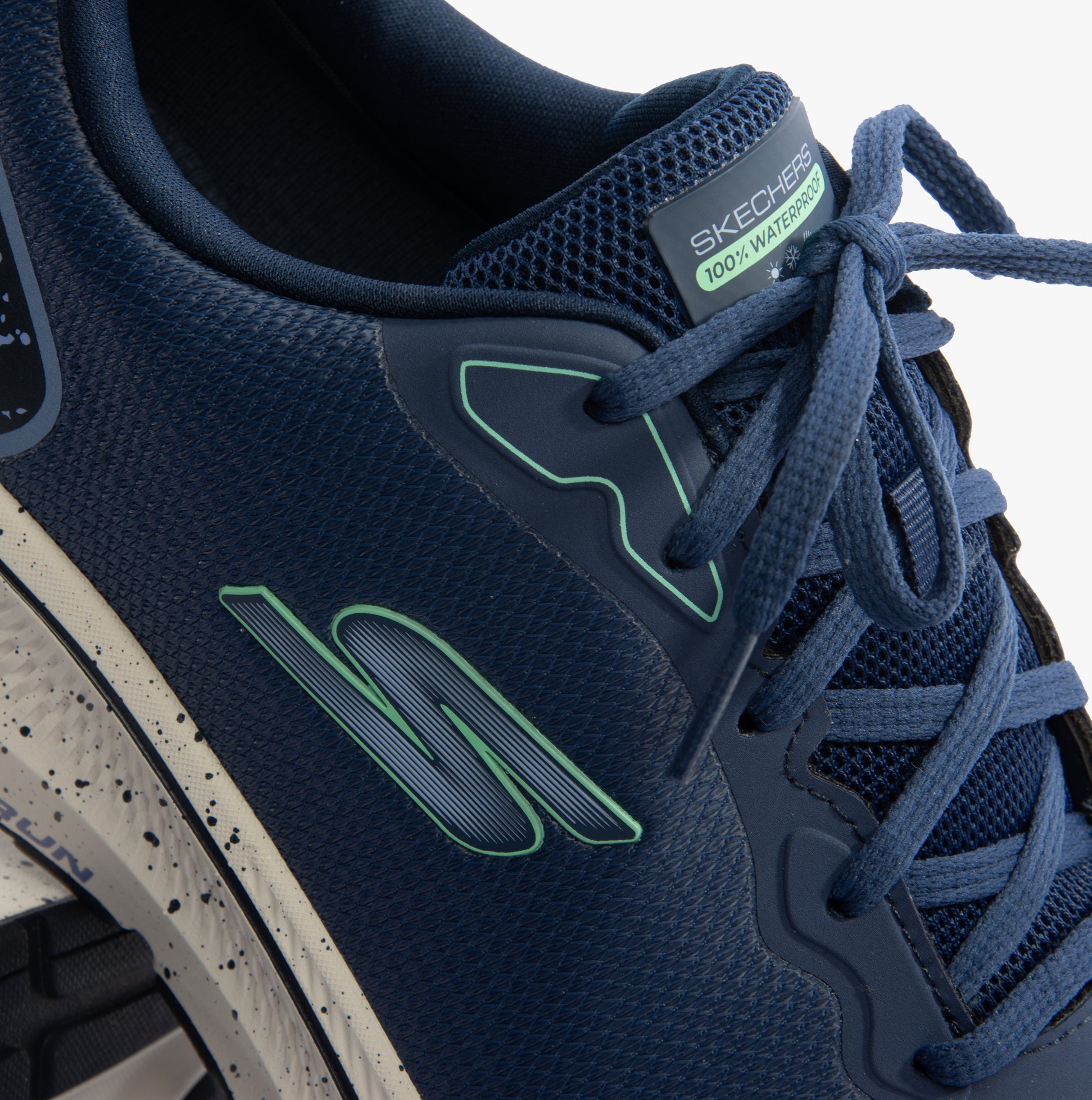 Skechers 128625/BLNV GO RUN CONSISTENT 2.0 - PIEDMONT Womens Trainers Blue/Navy close-up view showing lace-up design.