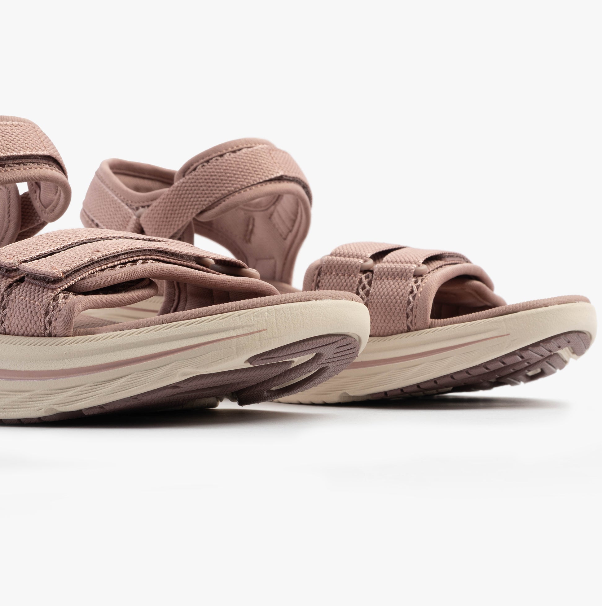 Skechers 141617/MVE MAX CUSHIONING ELITE 2.0 - JESSIE Womens Sandals Mauve/Pink side view with rubber sole and mesh straps.