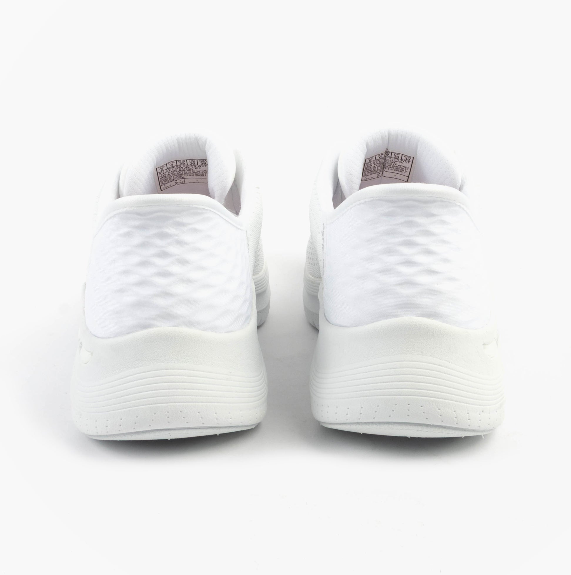 Skechers 150066/WHT ARCH FIT 2.0 - EASY CHIC Womens Trainers White rear view highlighting shoe design.