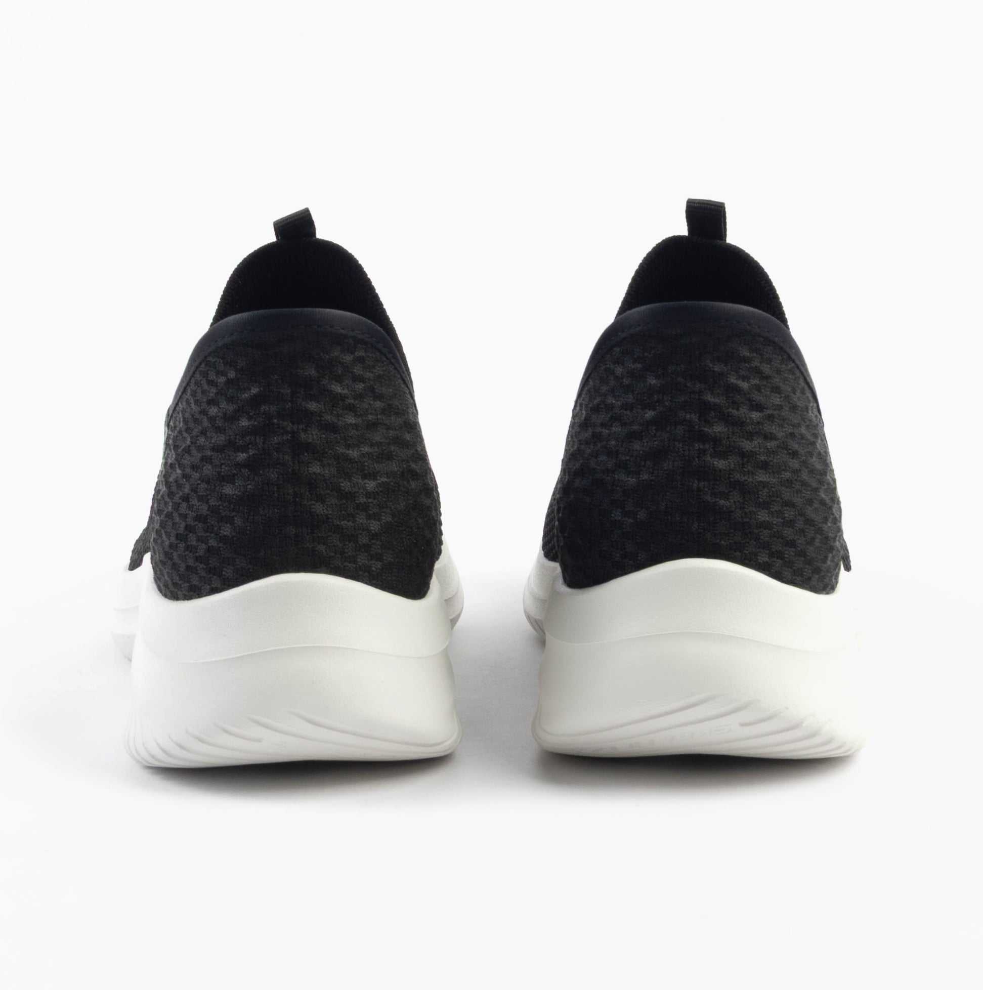 Skechers 150450/BLK ULTRA FLEX 3.0-EASY WIN Womens Trainers Black rear view with textured black upper and white sole.