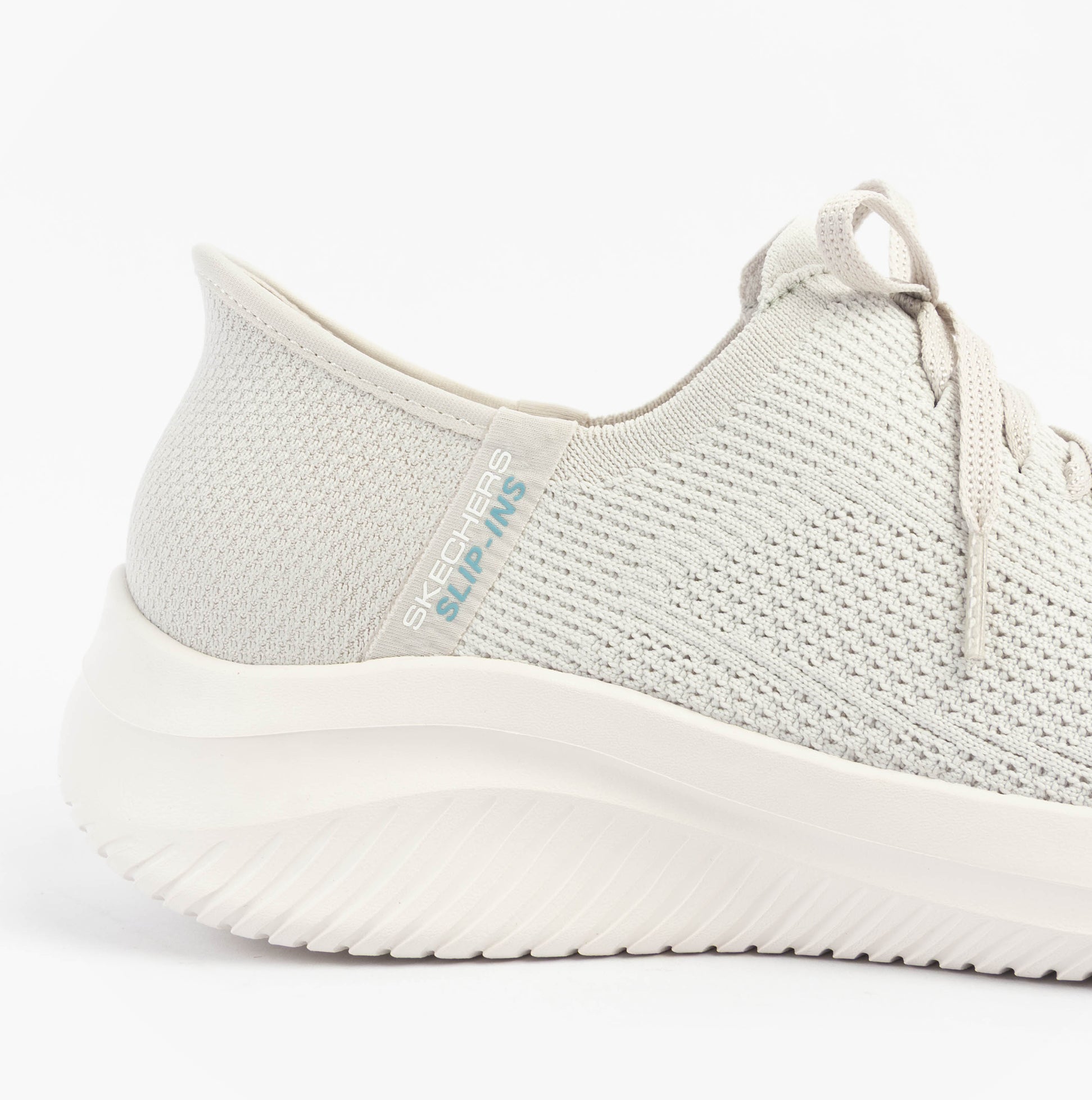 Skechers 150457/LTGY ULTRA FLEX 3.0-ELEVATED MOTION Womens Trainers Light Grey side view showing textile upper and rubber sole.