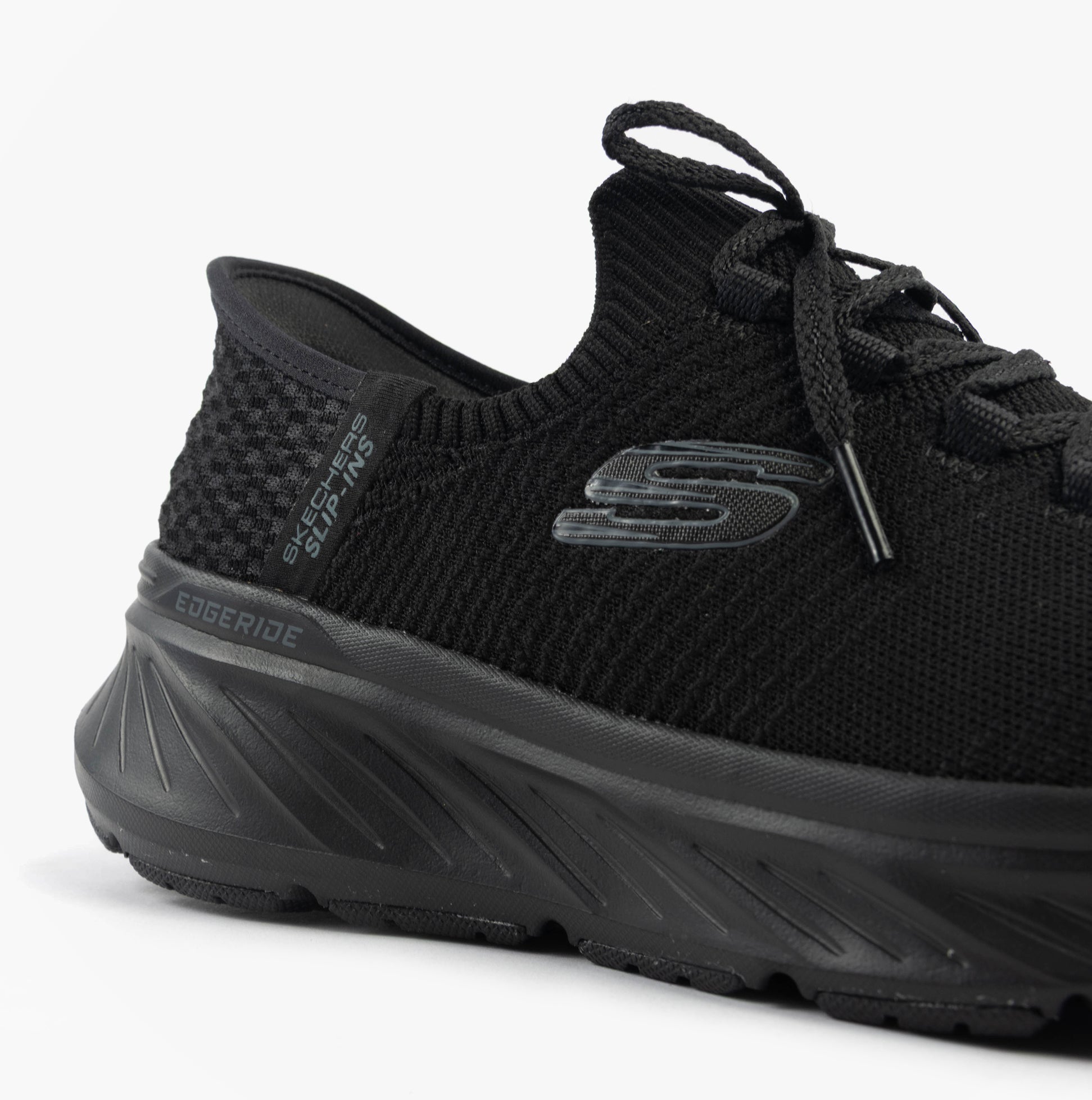 Skechers 150470/BBK EDGERIDE - IMPRESSION Womens Trainers Black side view showing shoe details and texture.