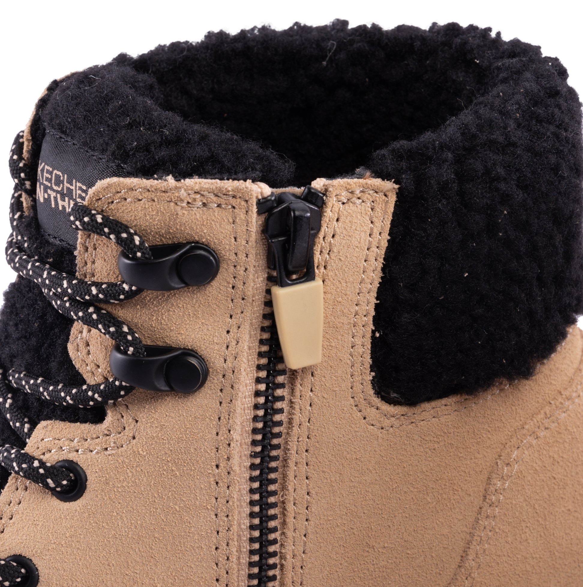 Skechers 16677/NTBK GLACIAL ULTRA - WOODLANDS Womens Boots Natural/Black detail view of ankle boot with lace-up and zip.