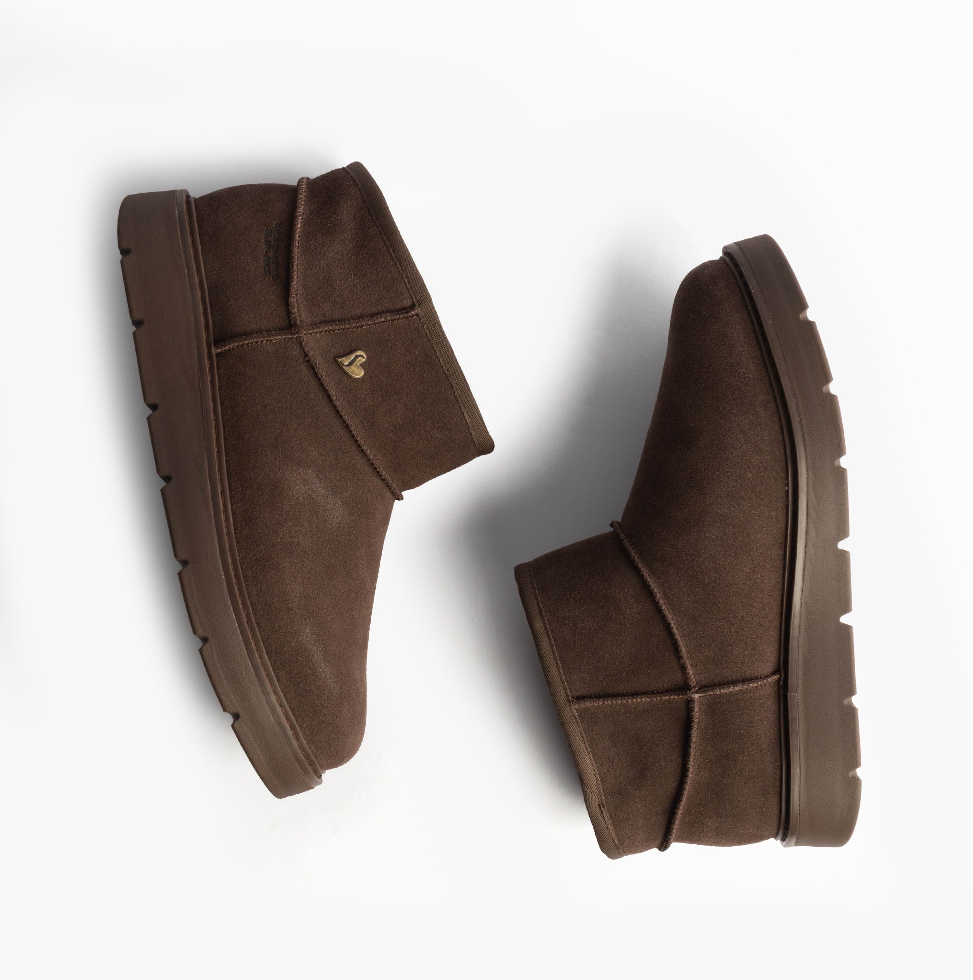 Skechers 167848/CHOC KEEPSAKES COZY - COZY MINI Womens Boots Chocolate side view showcasing brown suede upper and rubber sole.