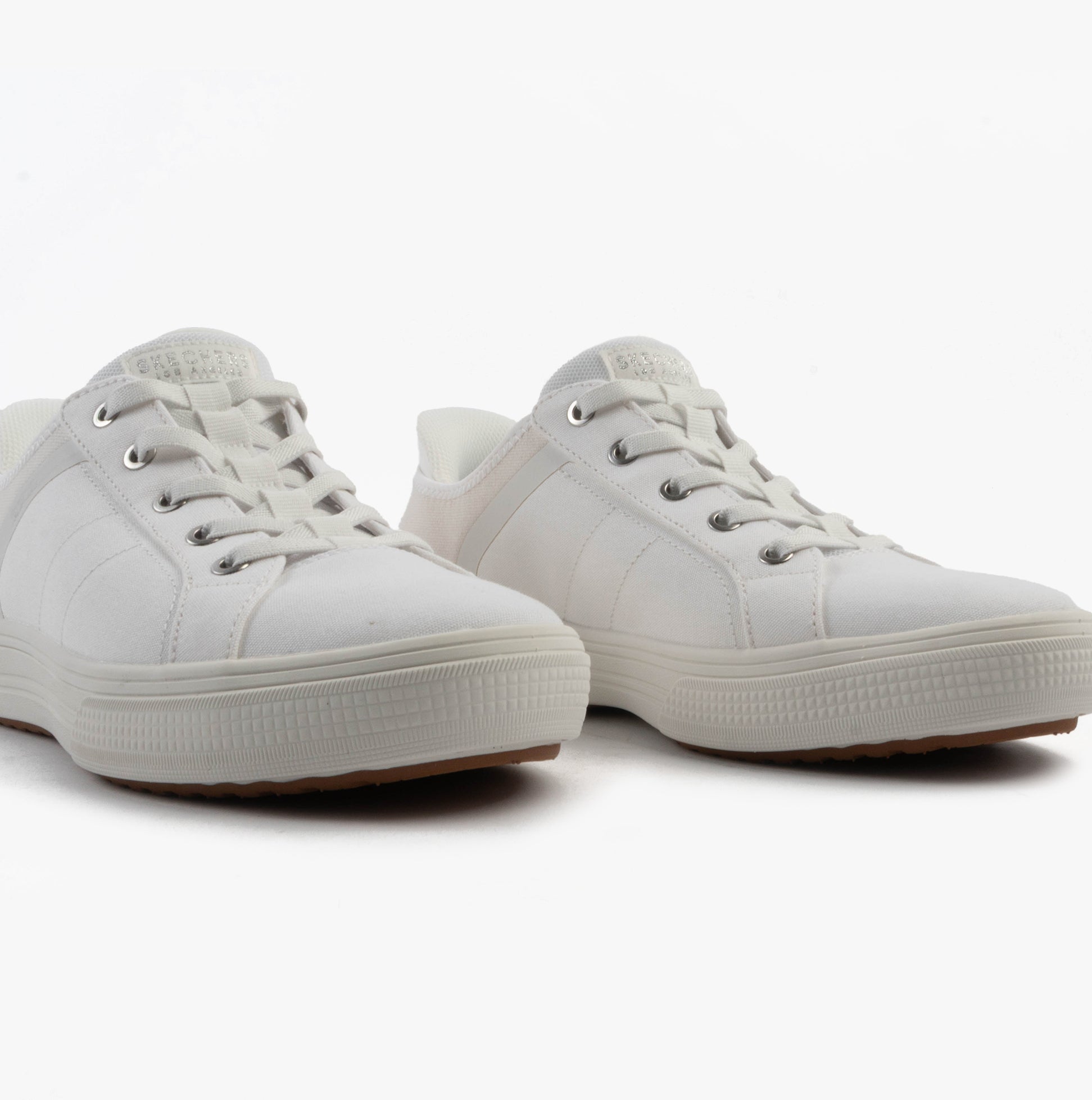 Skechers 177205/WHT ARCH FIT ARCADE-FOREVER COZY Womens Trainers White side view showing laces and rounded toe.