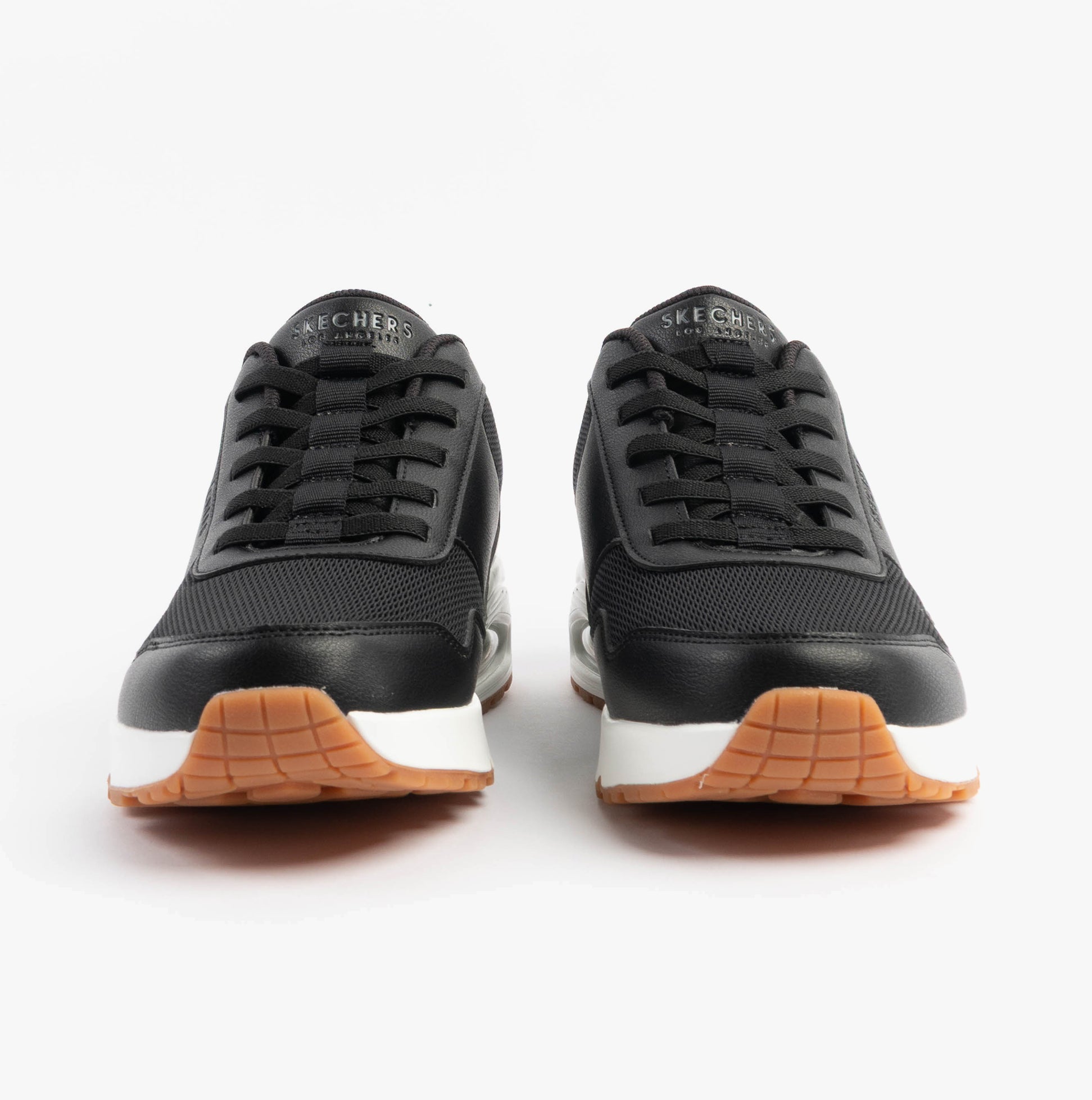 Skechers 183022/BLK UNO - BANKSIA Mens Trainers Black front view with lace-up fastening and rubber sole.