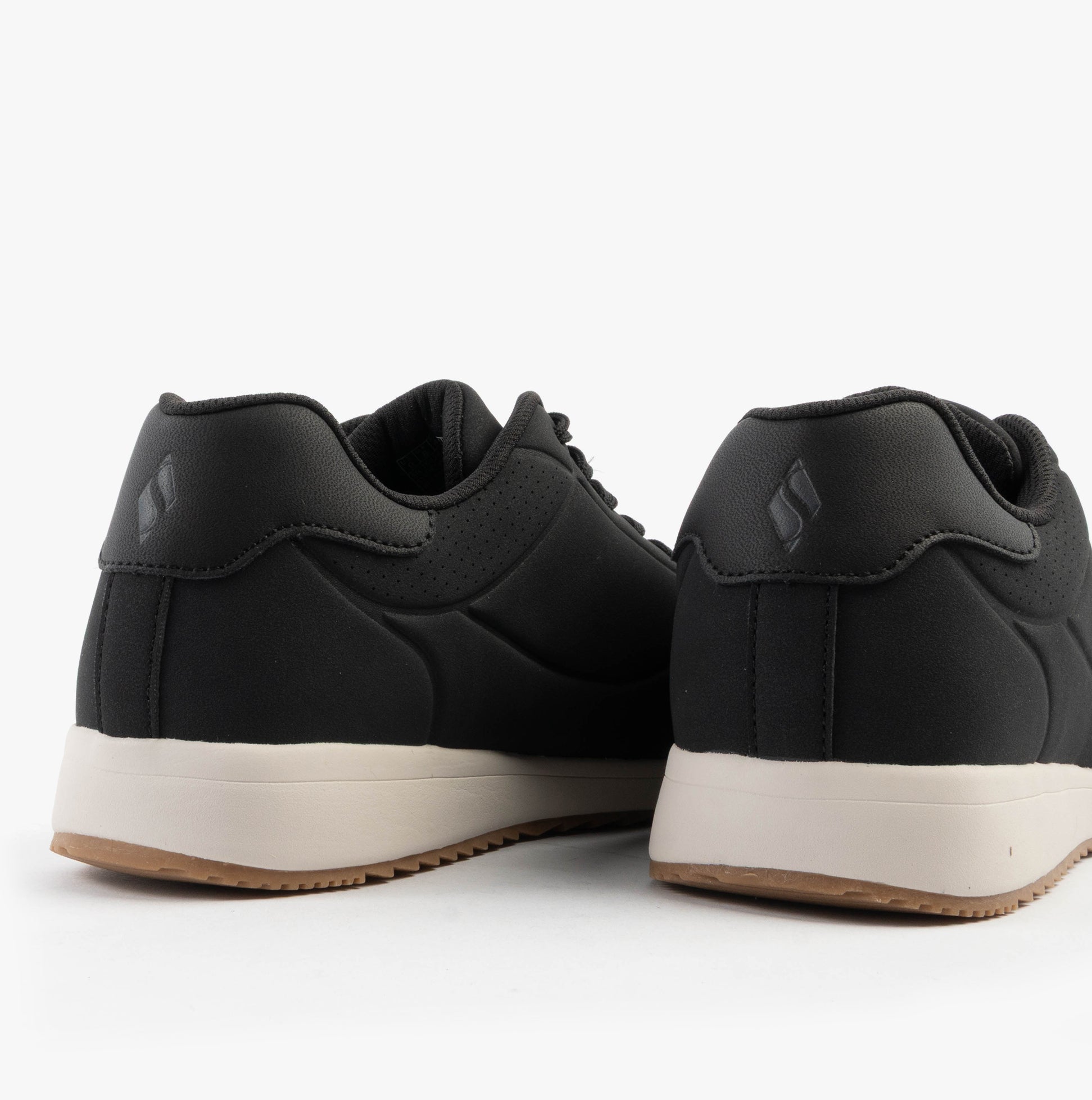 Skechers 183283/BLK ZINGER 2.0 - THE ARWEN Mens Trainers Black rear view showing synthetic leather and rubber sole.