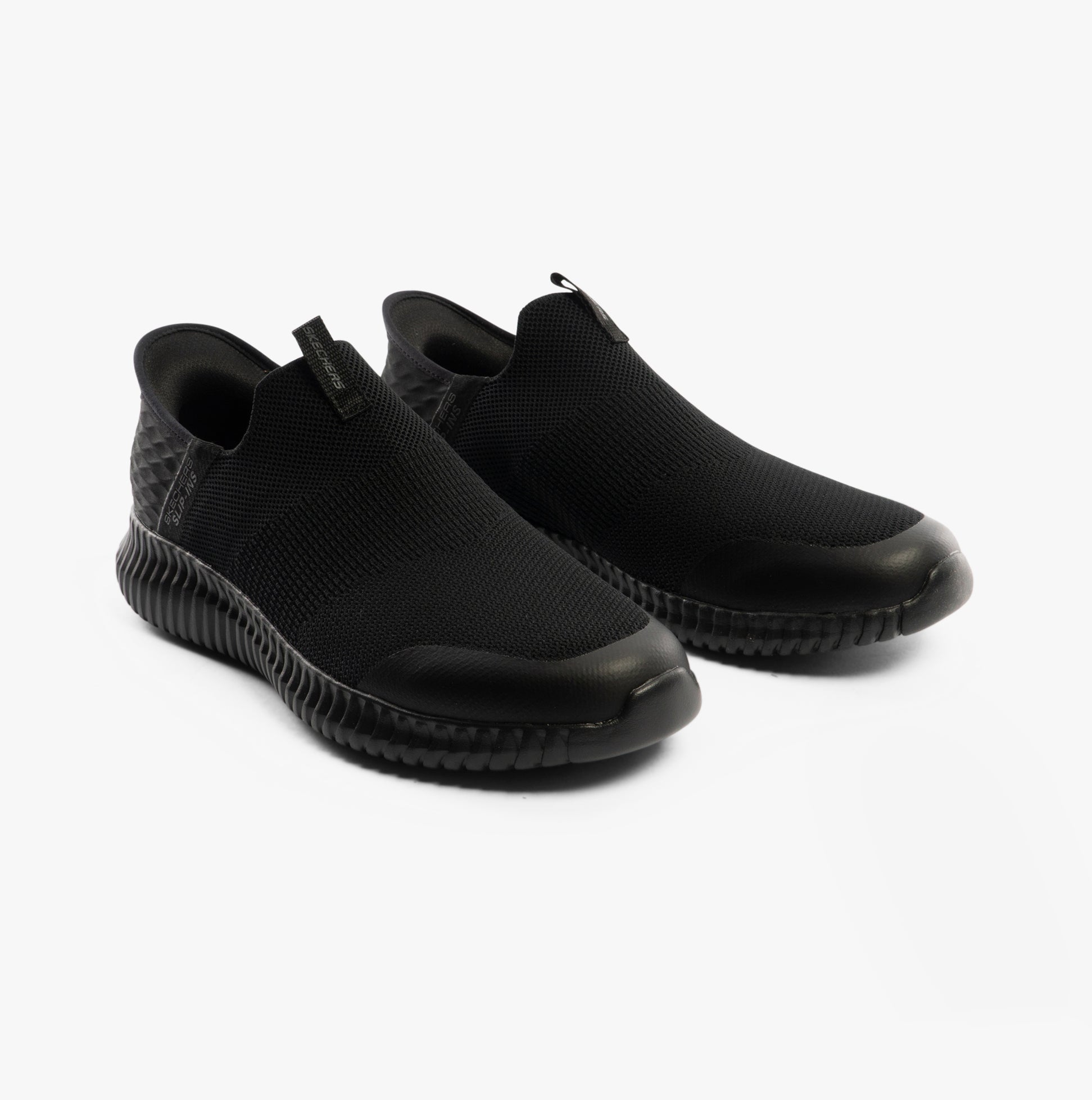 Skechers Work 200171EC CESSNOCK RYLIND SR Mens Occupational Trainers Black side view, slip-on design with slip-resistant rubber sole.