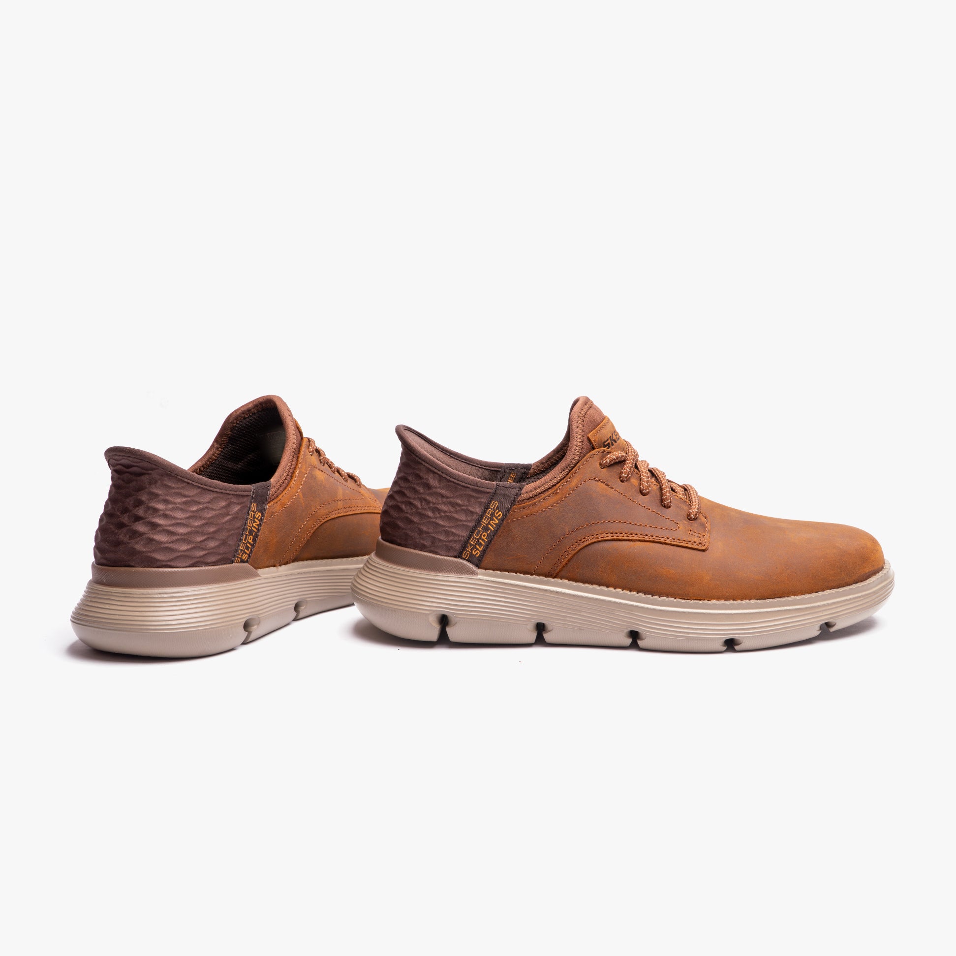 Skechers 205046/CDB GARZA-GERVIN Mens Casual Trainers Brown