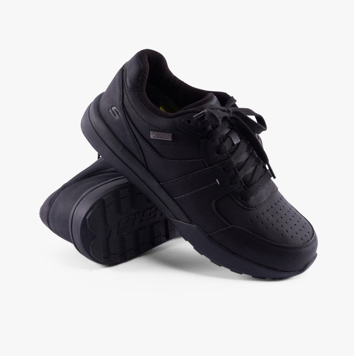 Skechers 205236/BBK NETSON - GANDER Mens Trainers Black side view showcasing lace-up closure and round toe design.