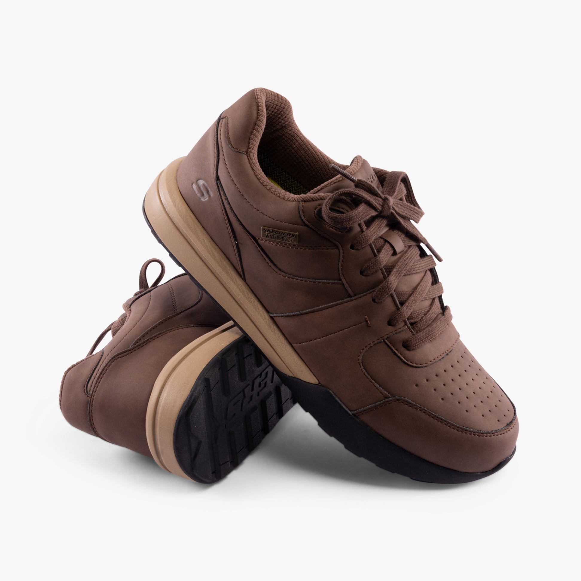 Skechers 205236/BRN NETSON - GANDER Mens Trainers Brown side view showcasing lace-up closure and round toe.