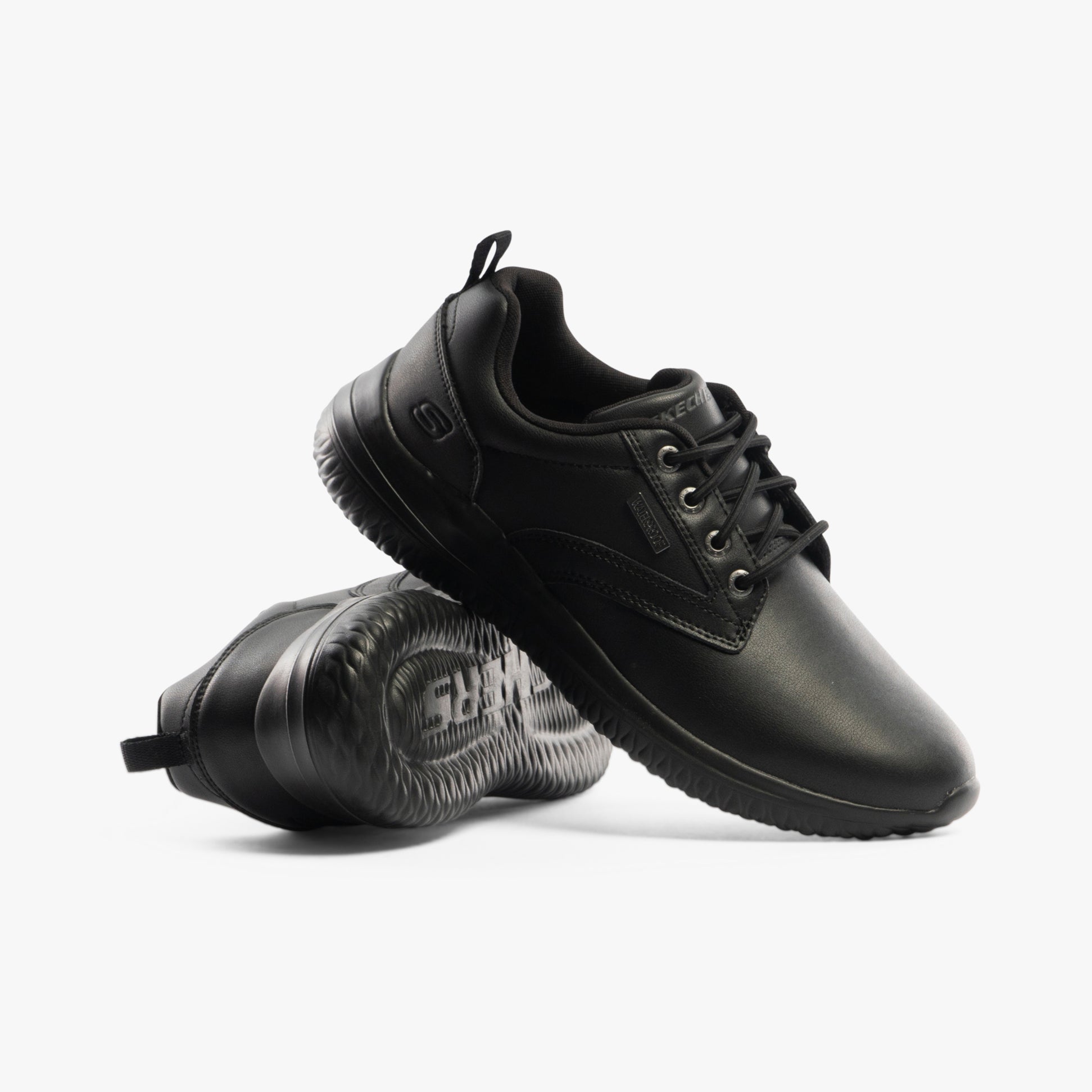 Skechers 210661/BBK DELSON 3.0 - GLAVINE Mens Shoes Black side view with leather upper and rubber sole.