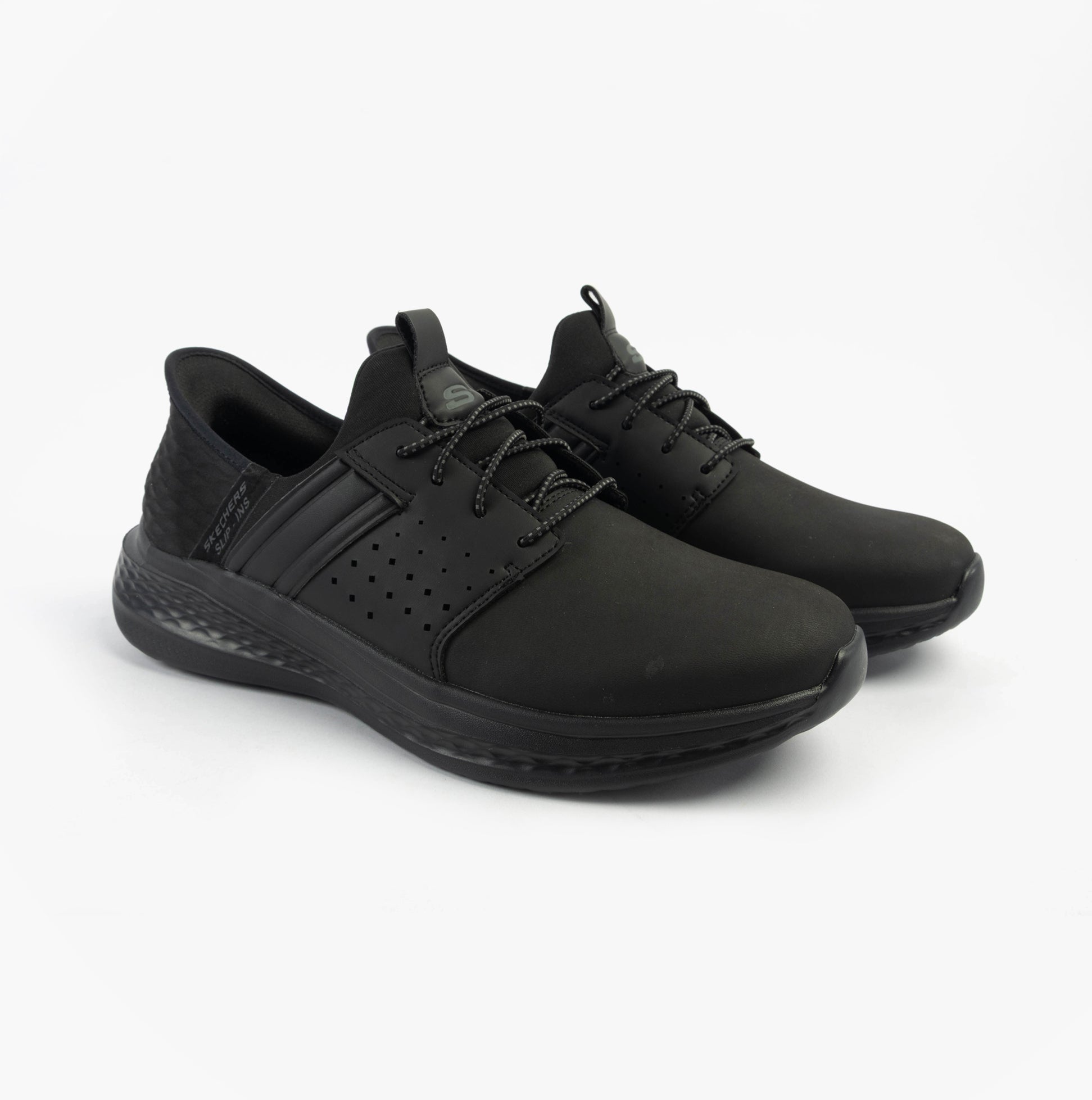 Skechers 210828/BBK SLADE - ZACHARY Mens Trainers Black side view featuring lace-up closure and textured details.
