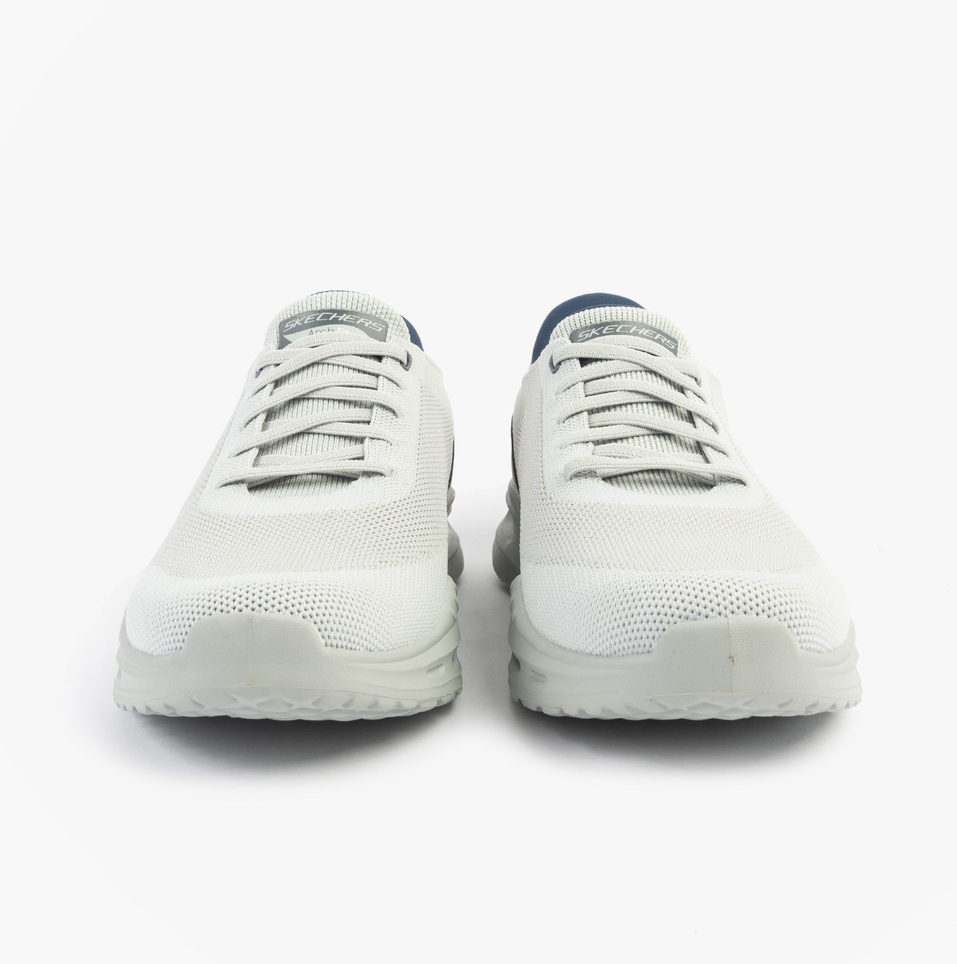 Skechers 210994/LTGY ARCH FIT ORVAN - KINCADE Mens Trainers Light Grey front view showing lace-up design and round toe.