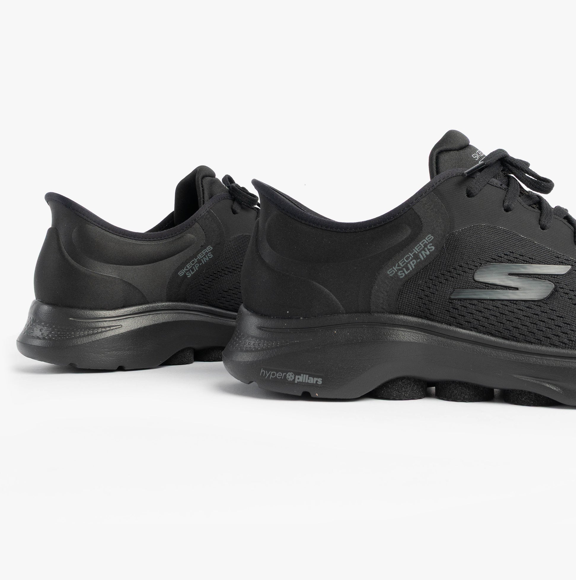 Skechers 216550/BBK GO WALK 7 - VALIN Mens Trainers Black back view showing lace-up design and mesh upper.