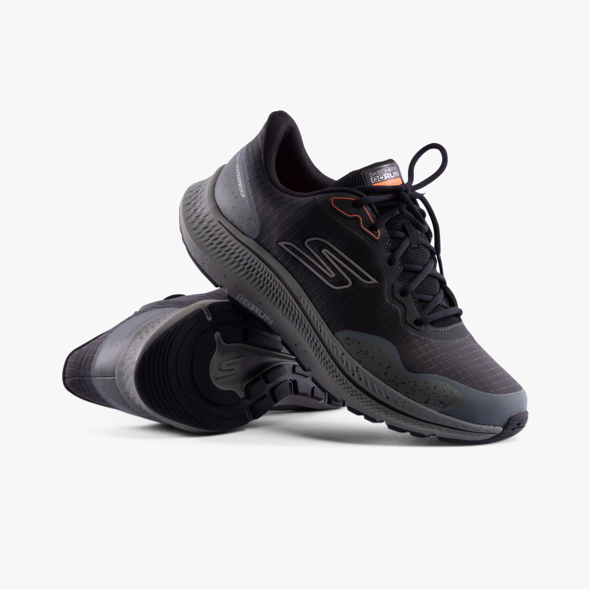 Skechers 220874/CHAR GO RUN CONSISTENT 2.0 - PIEDMONT Mens Trainers Charcoal side view showing laces and sole.