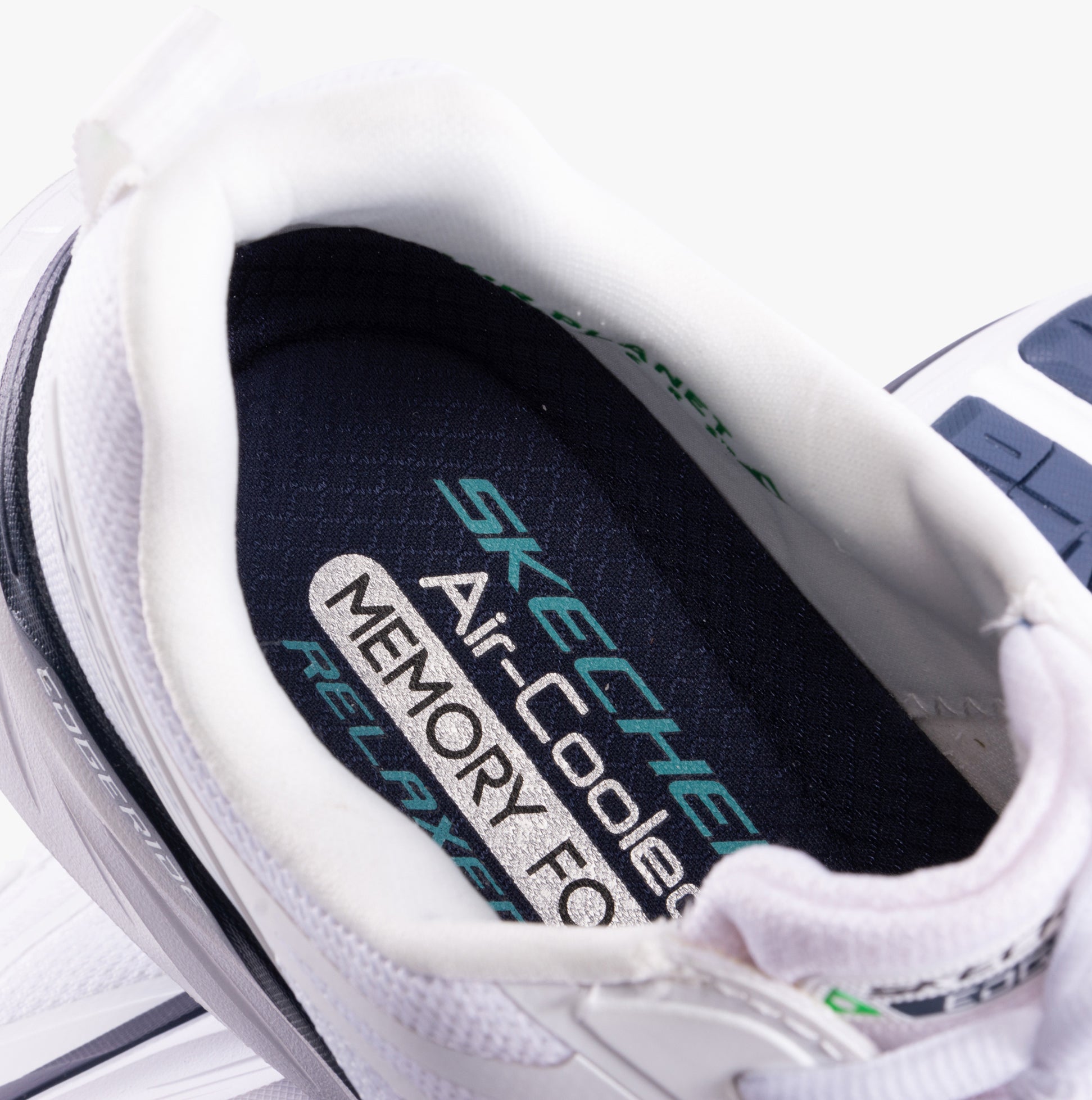 Skechers 232836/WNV EDGERIDE - EXXO Mens Trainers White/Navy top view showing inner cushioning with Air-Cooled Memory Foam.