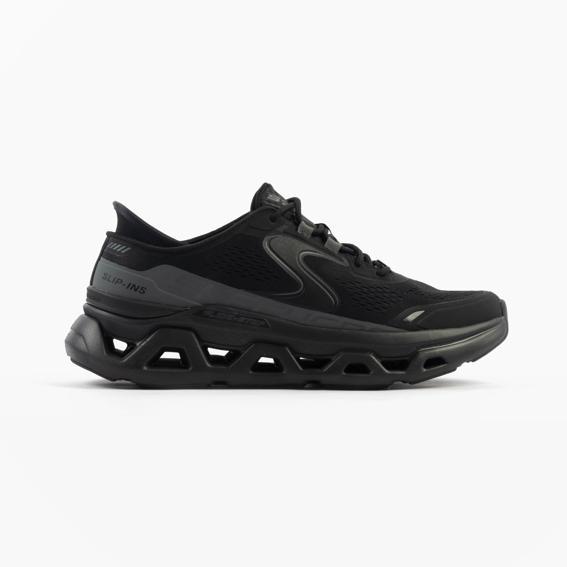 Skechers 232921/BBK GLIDE-STEP ALTUS Mens Trainers Black side view showcasing synthetic mesh upper and air-cooled memory foam.