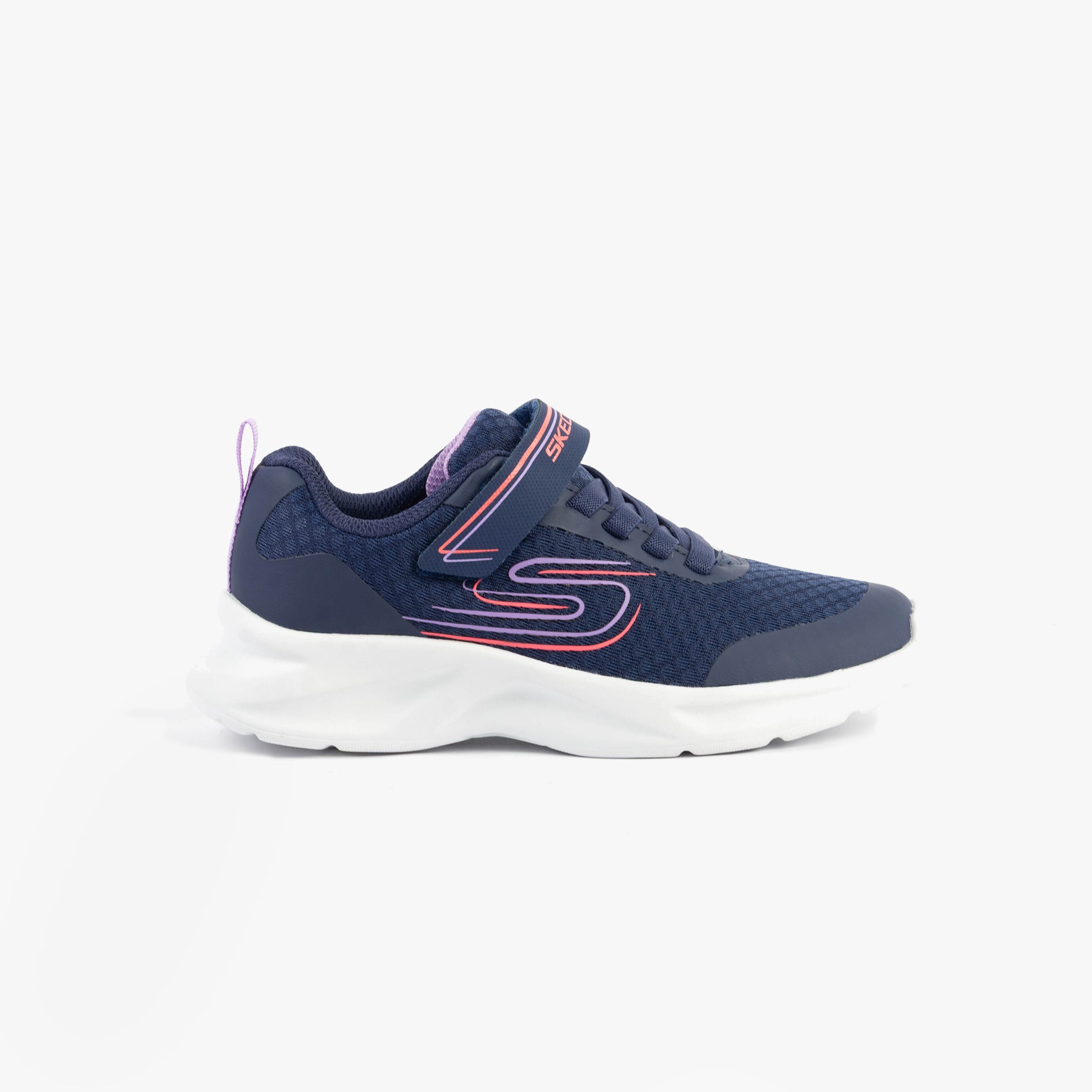 Skechers 303577L/NVLV DYNAMATIC - NONSTOP SPEED Girls Trainers Blue side view showcasing synthetic upper and lace-up closure.