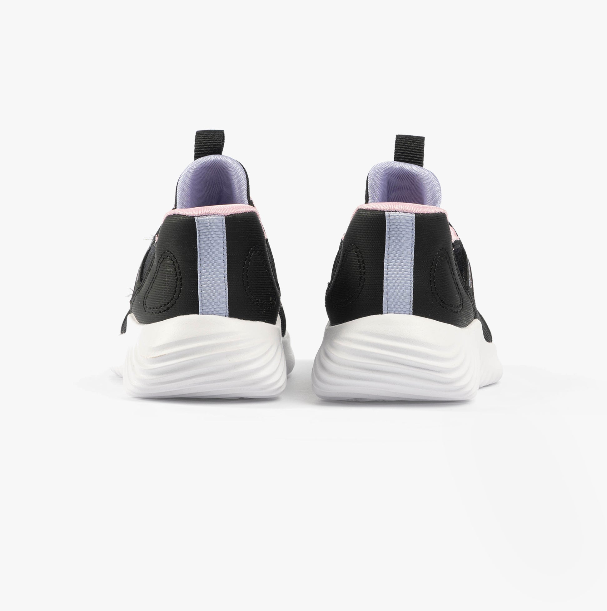 Skechers 303585N/BLK BOUNDER - SIMPLE CUTE Girls Trainers Black rear view showing low top design and bungee stretch laces.