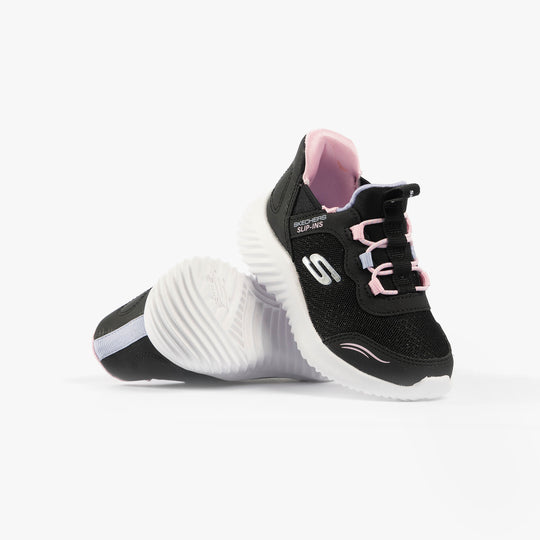 Skechers 303585N/BLK BOUNDER - SIMPLE CUTE Girls Trainers Black side view showcasing the black synthetic upper and pink accents.