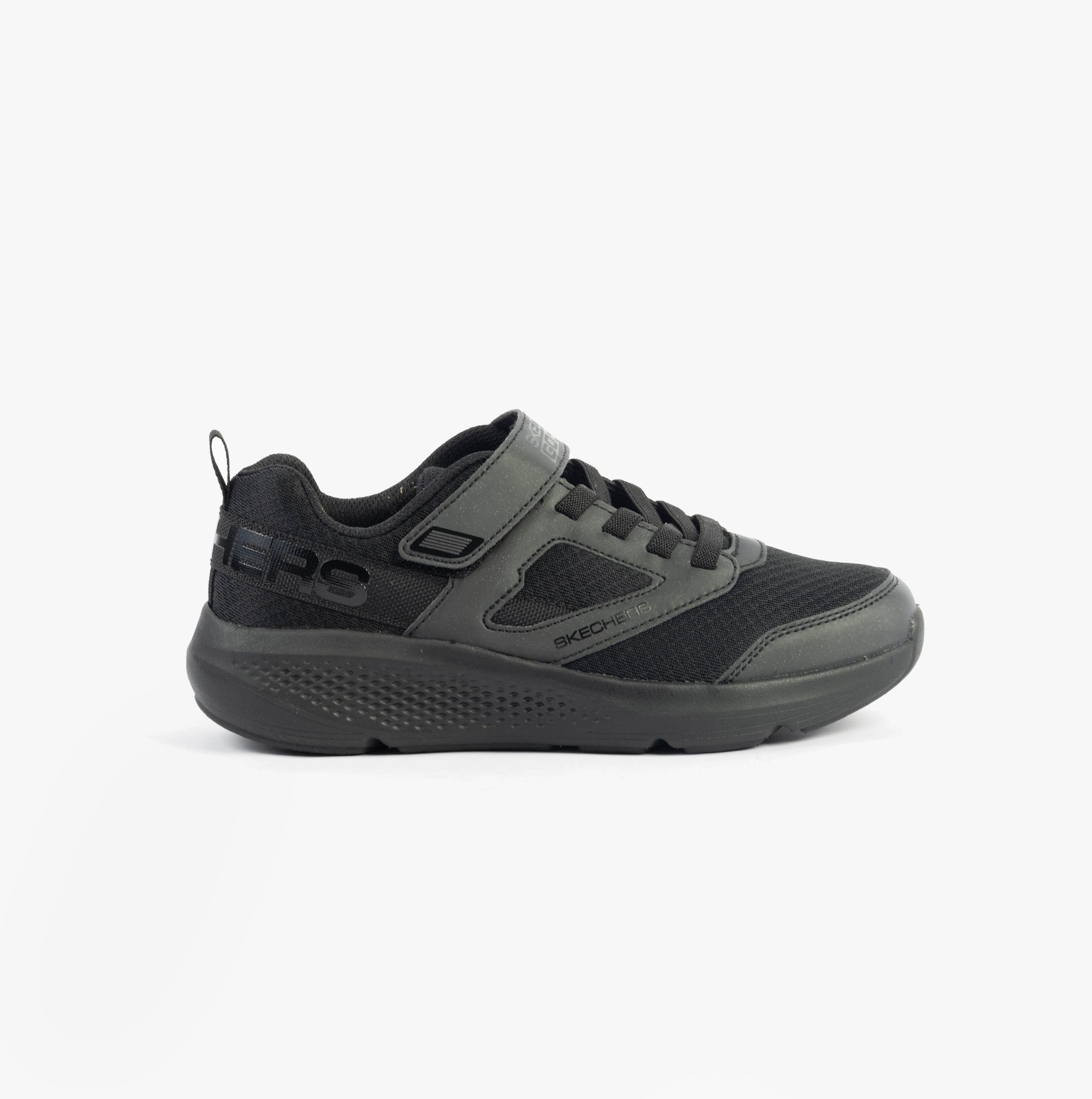 Skechers 303932L/BBK GO RUN ELEVATE - SPORTY SPECT Girls Trainers Black side view showing black synthetic mesh upper.