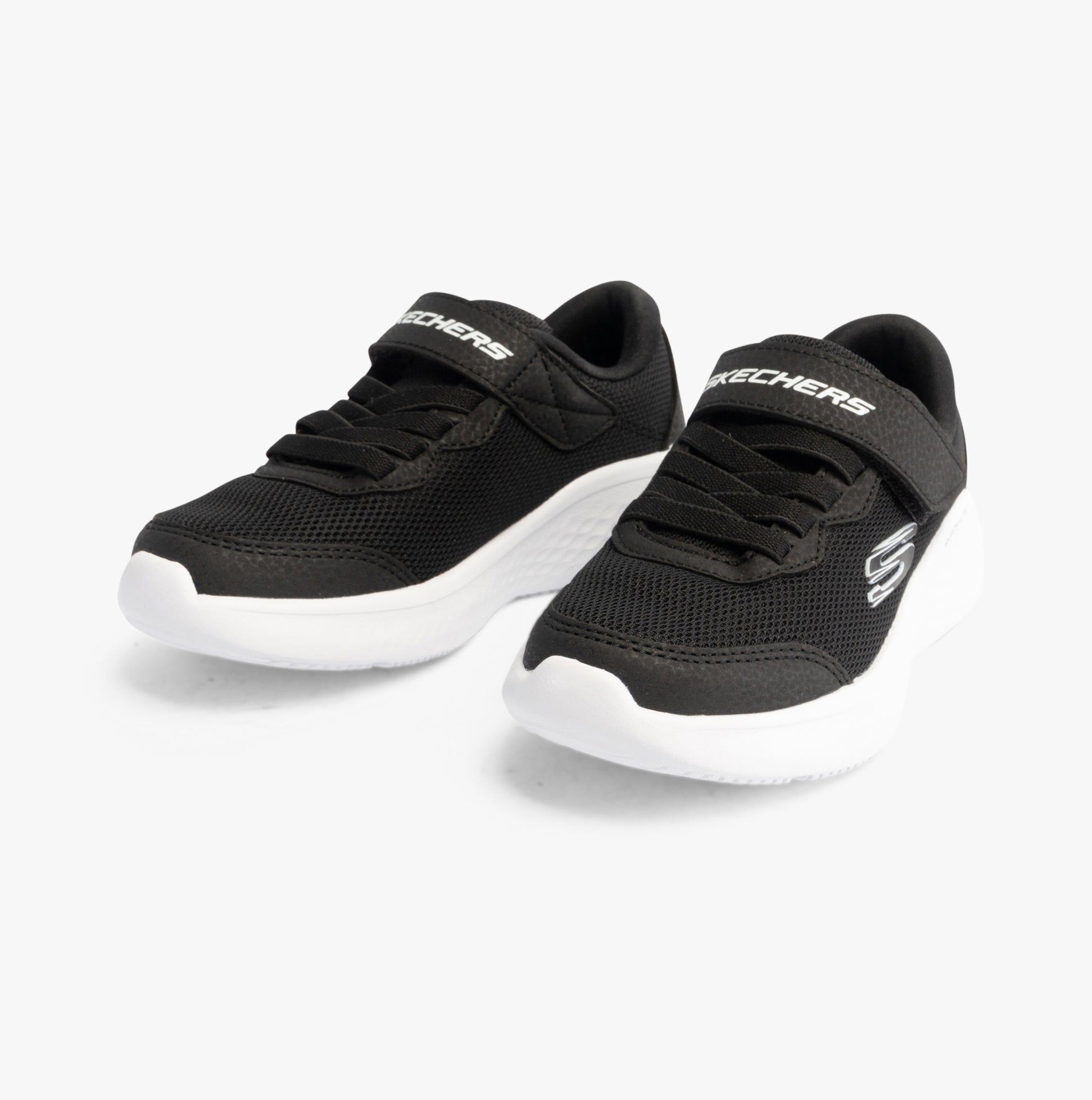 Skechers 303934L/BLK SKECH-LITE PRO Girls Trainers Black front view featuring lace-up design and synthetic upper.