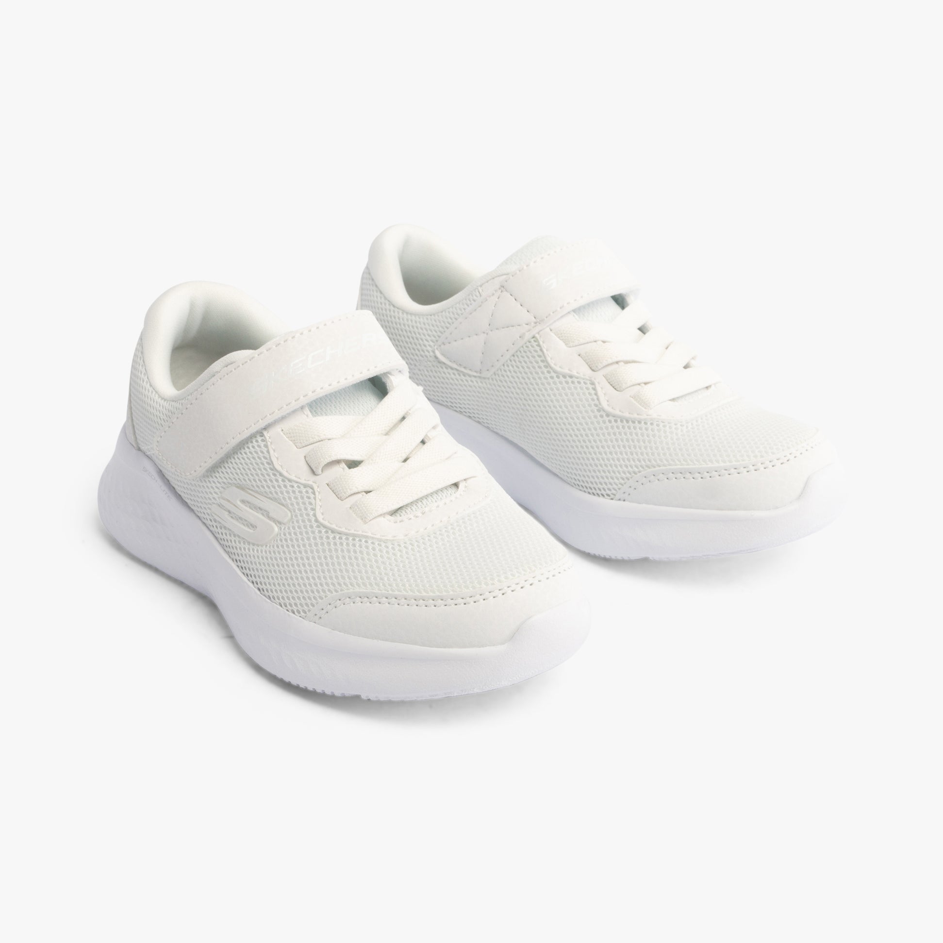 Skechers 303934L/WHT SKECH-LITE PRO Girls Trainers White front view, casual synthetic trainers with low top and lace-up closure.