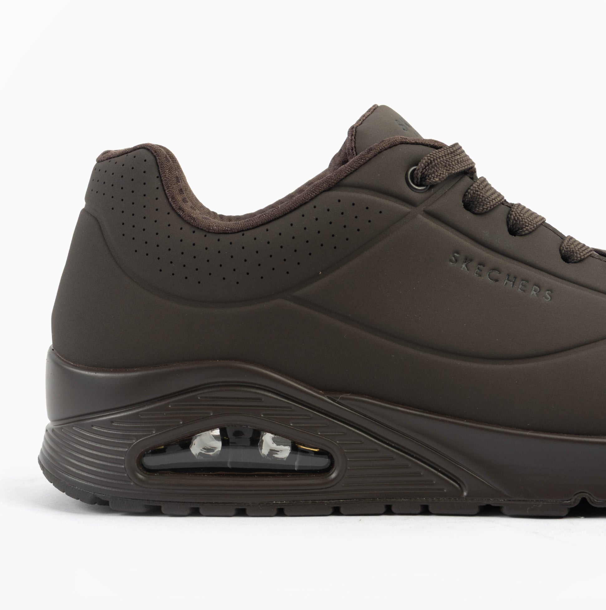 Skechers 52458/CHOC UNO - STAND ON AIR Mens Trainers Chocolate side view, showing trainer upper and air-cooled memory foam.