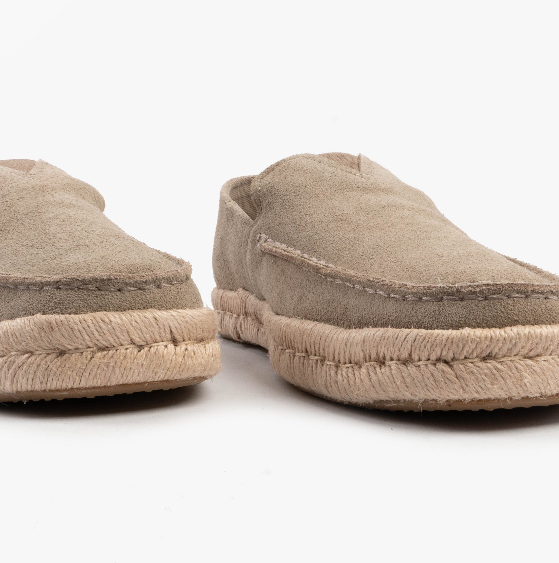 TOMS ALONSO LOAFER ROPE Mens Espadrille Taupe front view showing suede upper and rope sole.