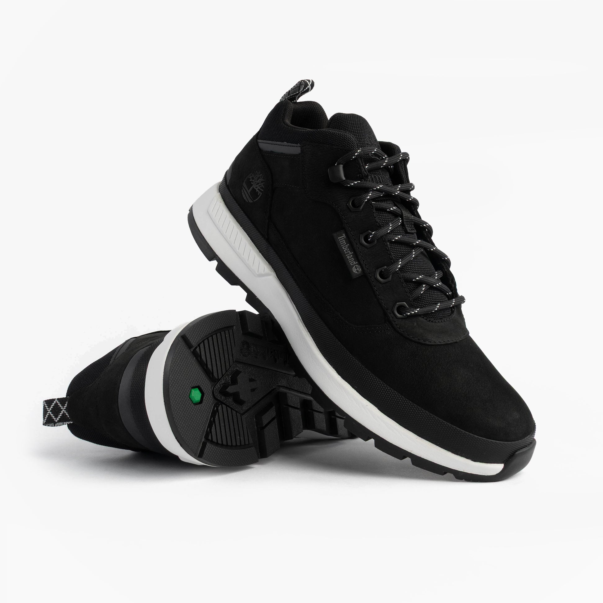 Timberland FIELD TREKKER Mens Boots Jet Black, side view showcasing lace-up design and durable black leather upper.