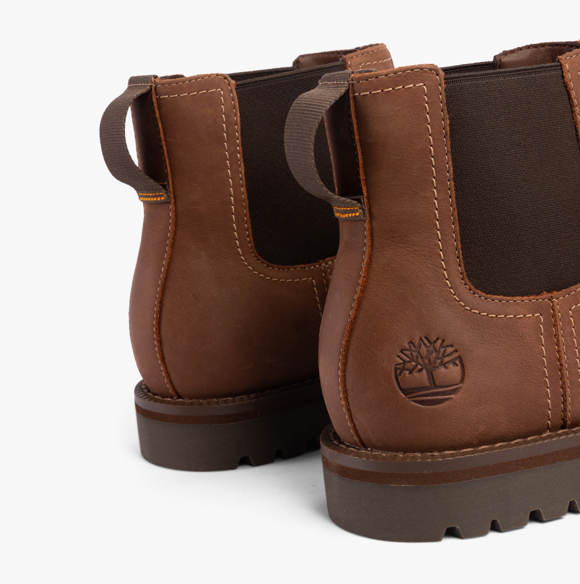Timberland LARCHMONT Mens Boots Brownie side view showcasing the pull-on Chelsea boot style with elasticated side panel.