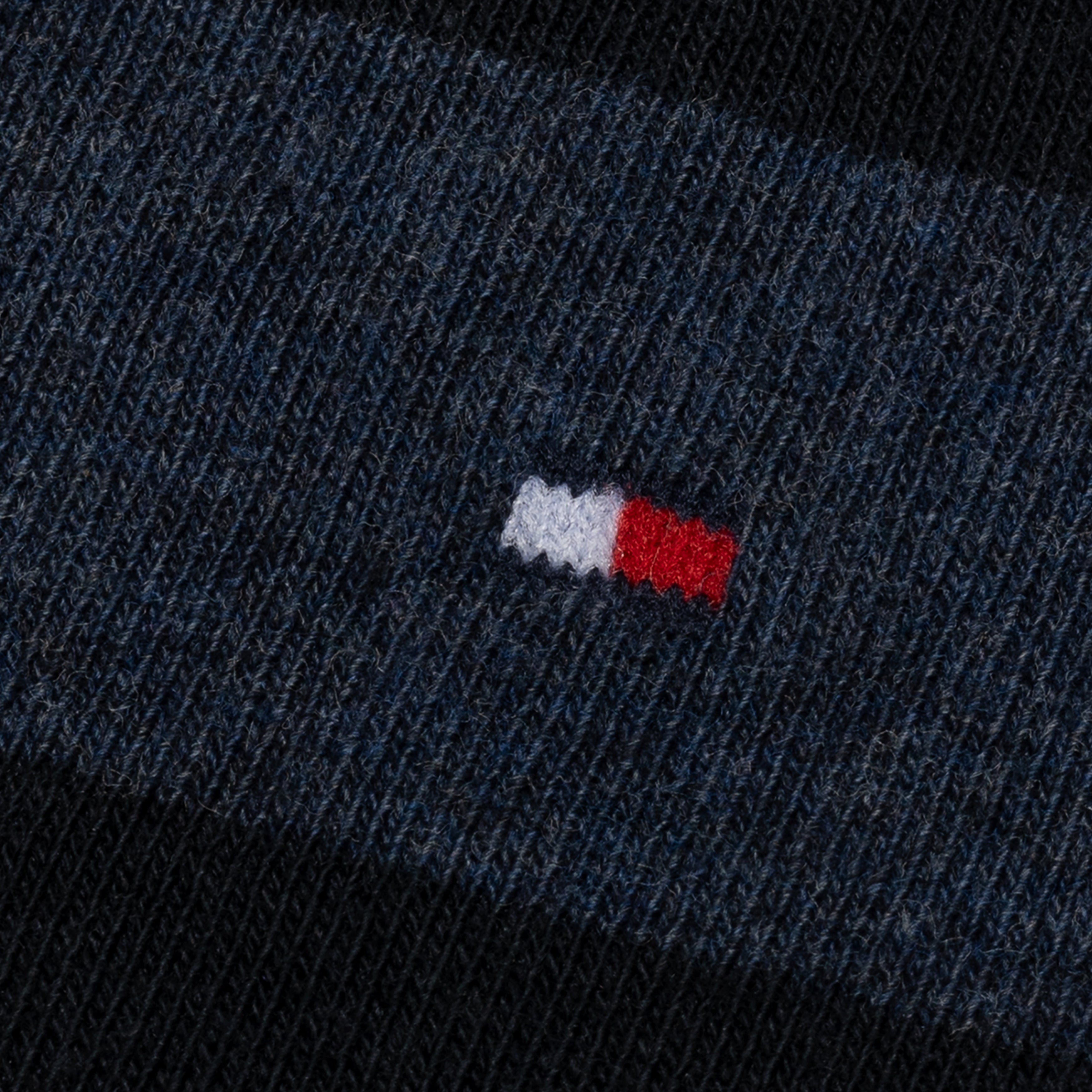 Tommy Hilfiger 2 Pack Mens Crew Stripe Socks Dark Blue detail view featuring brand logo embroidery.