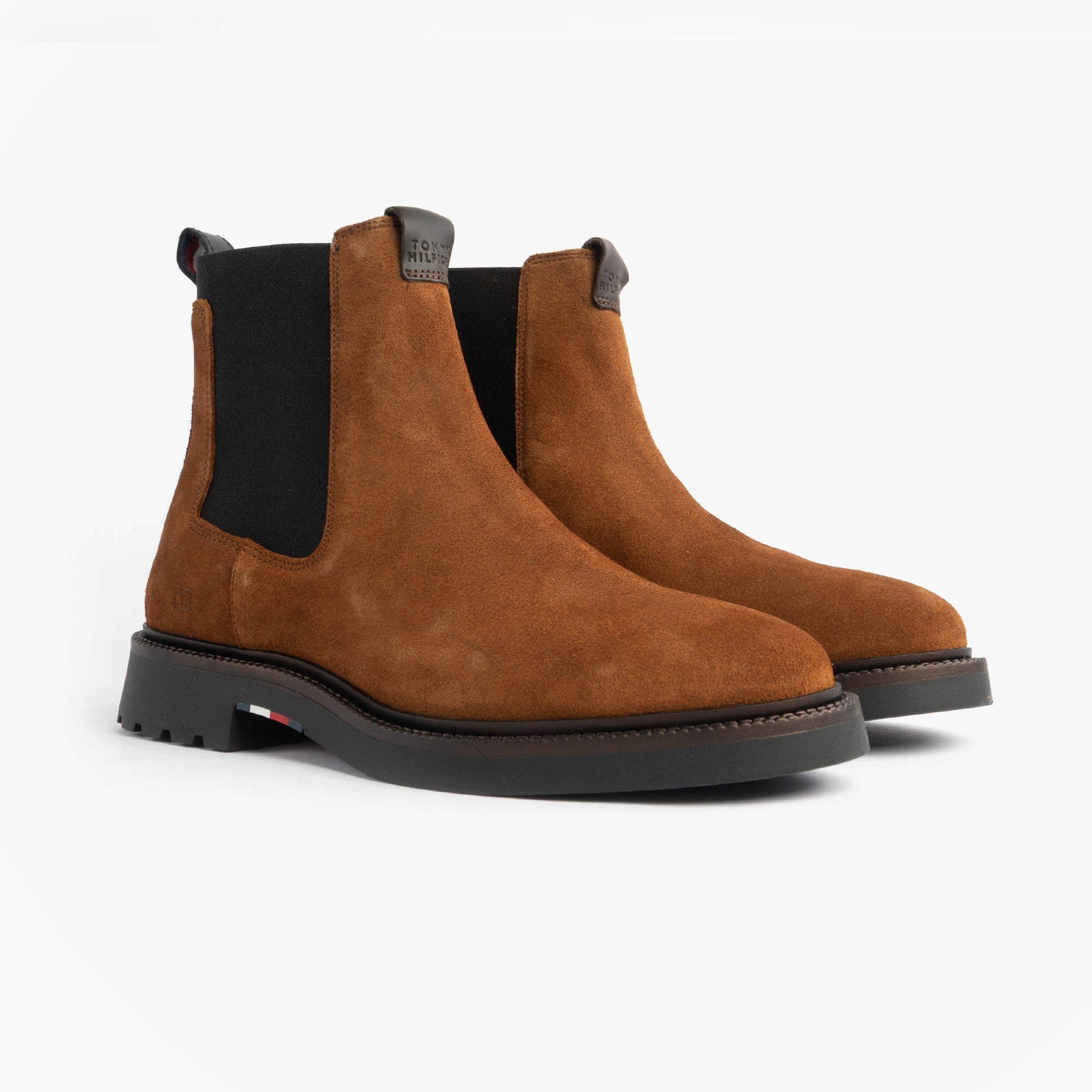 Tommy Hilfiger HILFIGER COMFORT Mens Suede Chelsea Boots Coconut Grove side view showing brown suede finish and pull-on design.