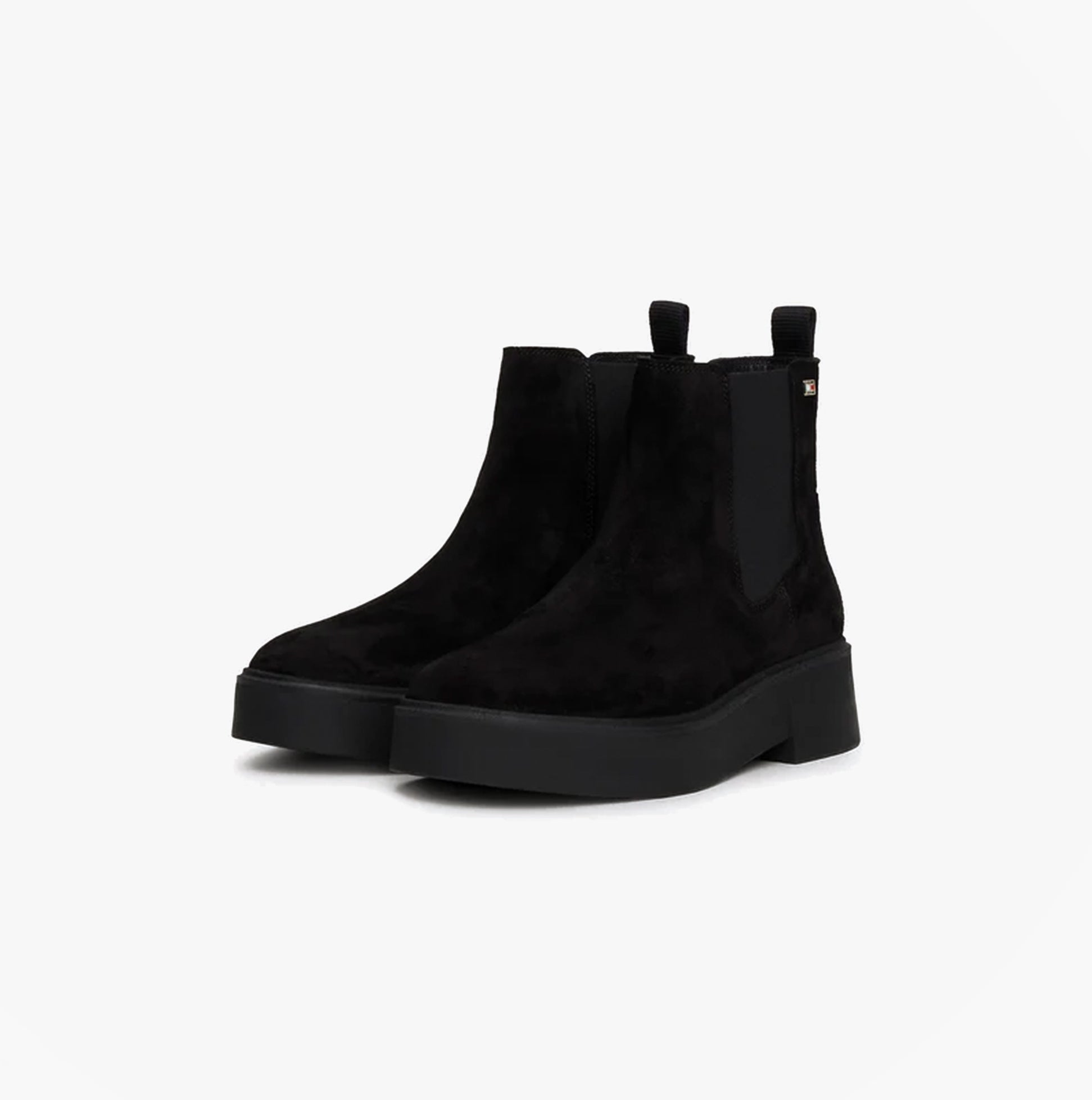 Tommy Hilfiger MINIMAL SUEDE Womens Chelsea Boots Black side view showcasing suede upper and block heel.