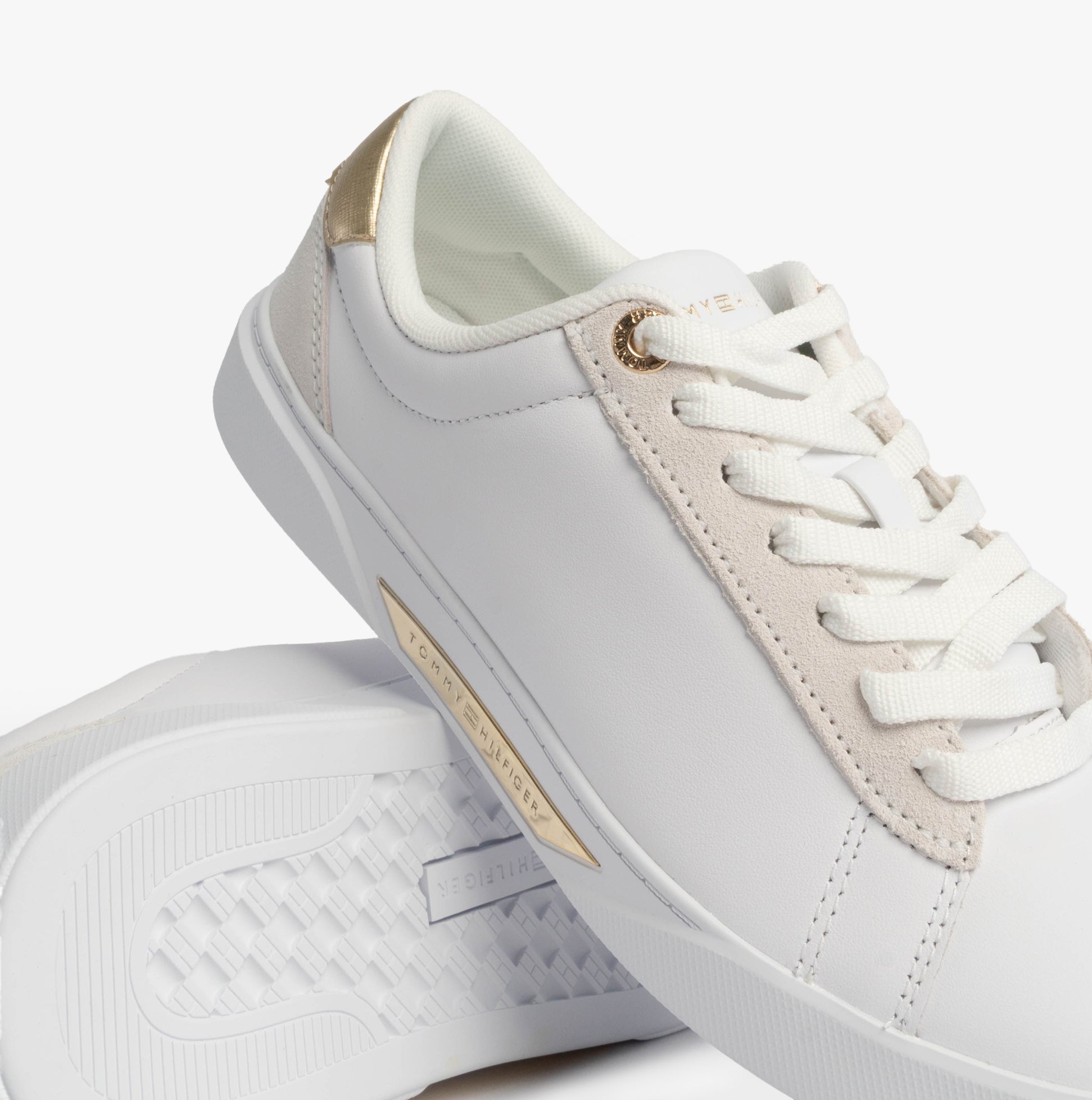 Tommy Hilfiger CHIC COURT Womens Trainers White detail view showcasing leather upper and lace-up design.