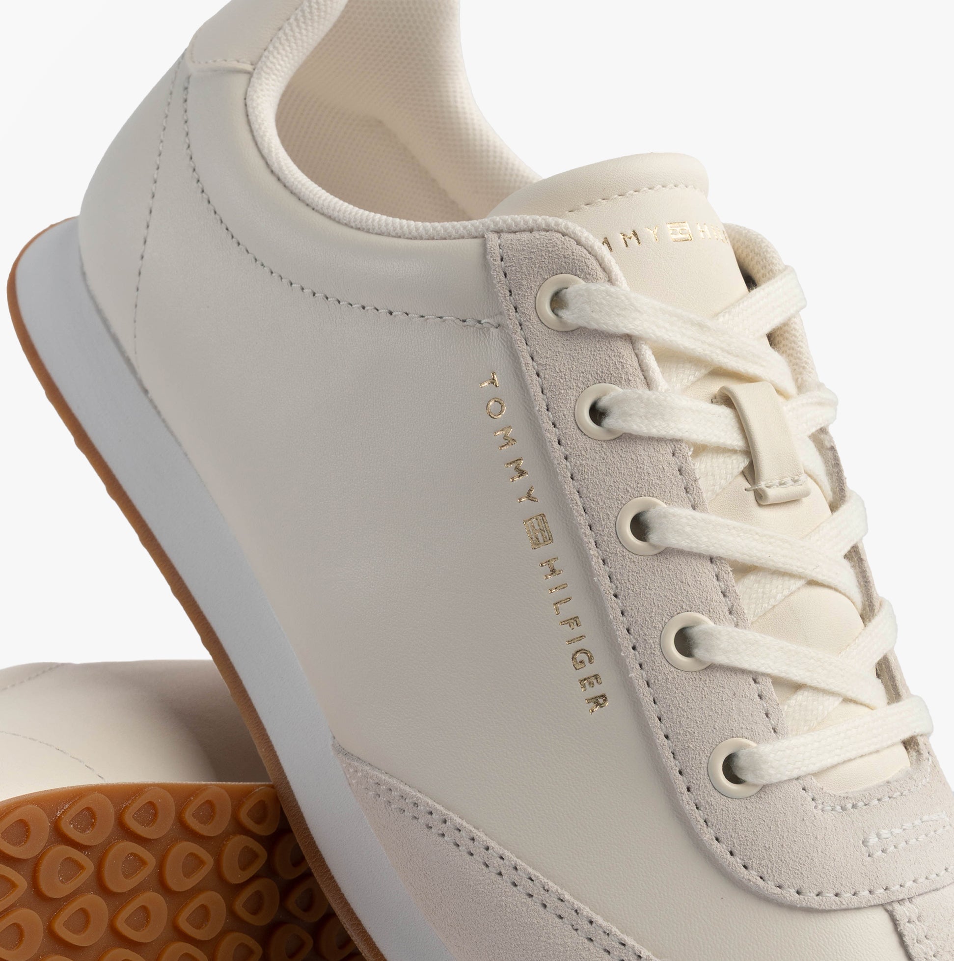 Tommy Hilfiger HERITAGE FASHION RUN Womens Trainers Ancient White close-up detail view showing lace-up design and shoe branding.