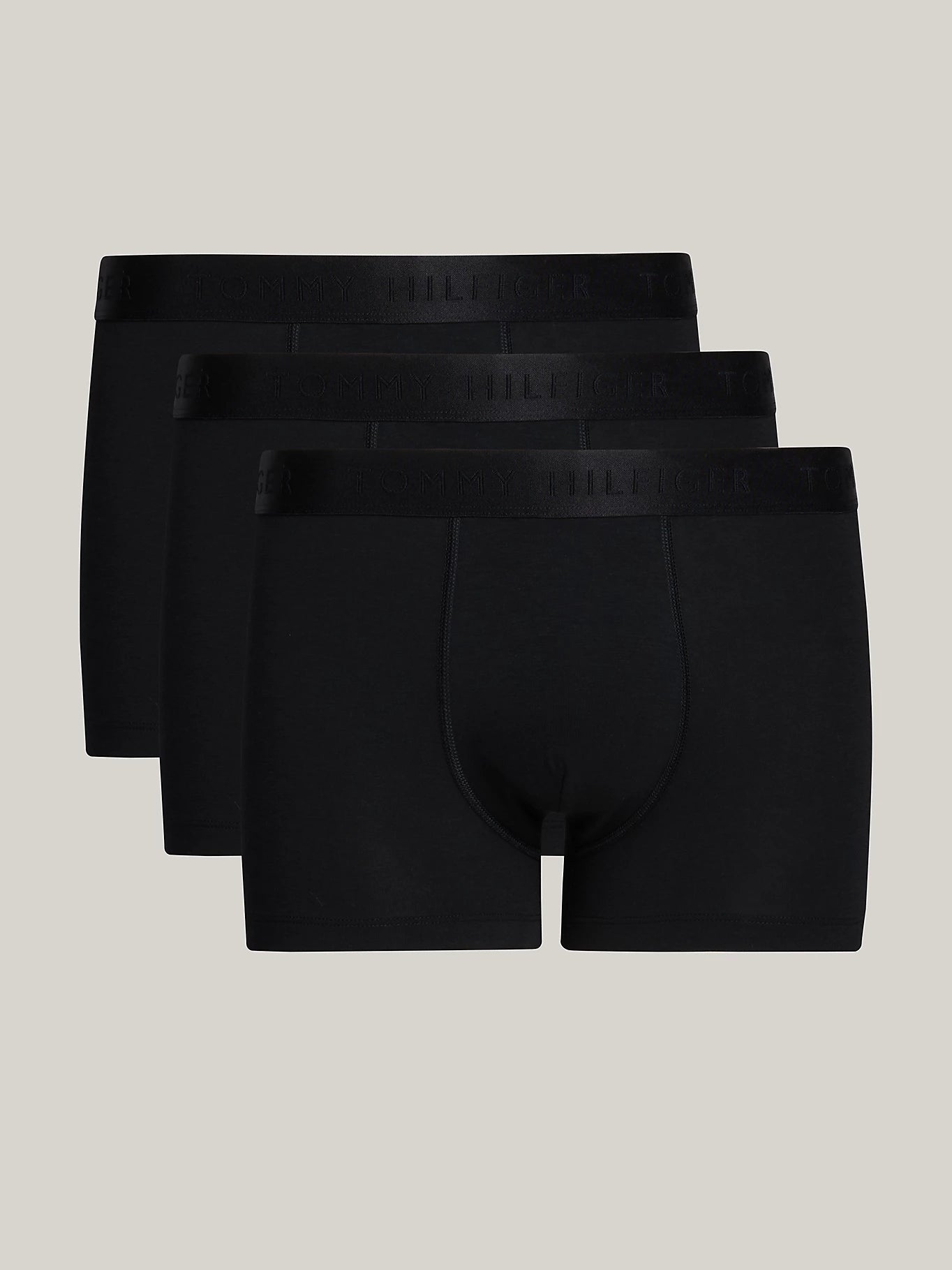 Tommy Hilfiger EVERYDAY LUXE Mens 3 -Pack Trunks Black side view of three black trunks with elasticated waistband.