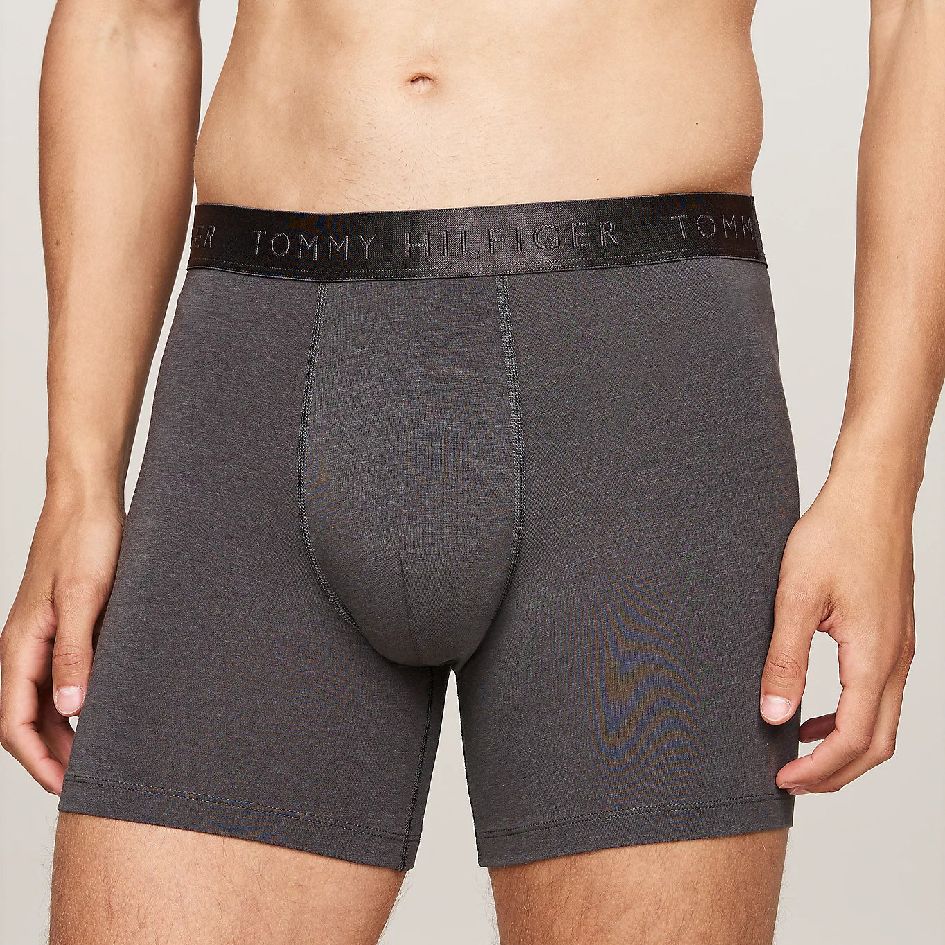 Tommy Hilfiger EVERYDAY LUXE Mens 3 -Pack Boxer Briefs Multicoloured side view of grey boxer briefs with elasticated waistband.
